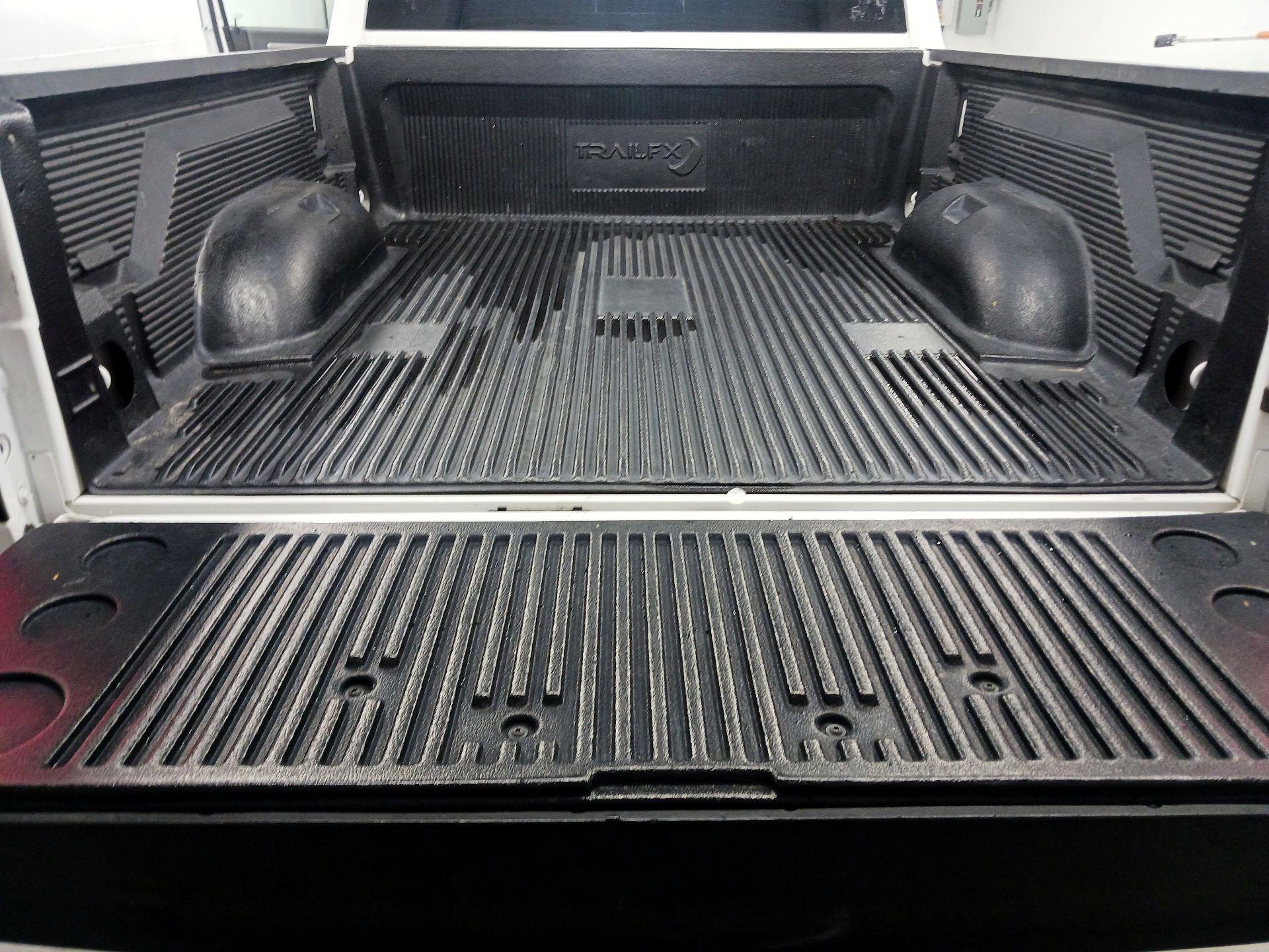 Thumbnail: 2021 RAM 1500 Classic - 20