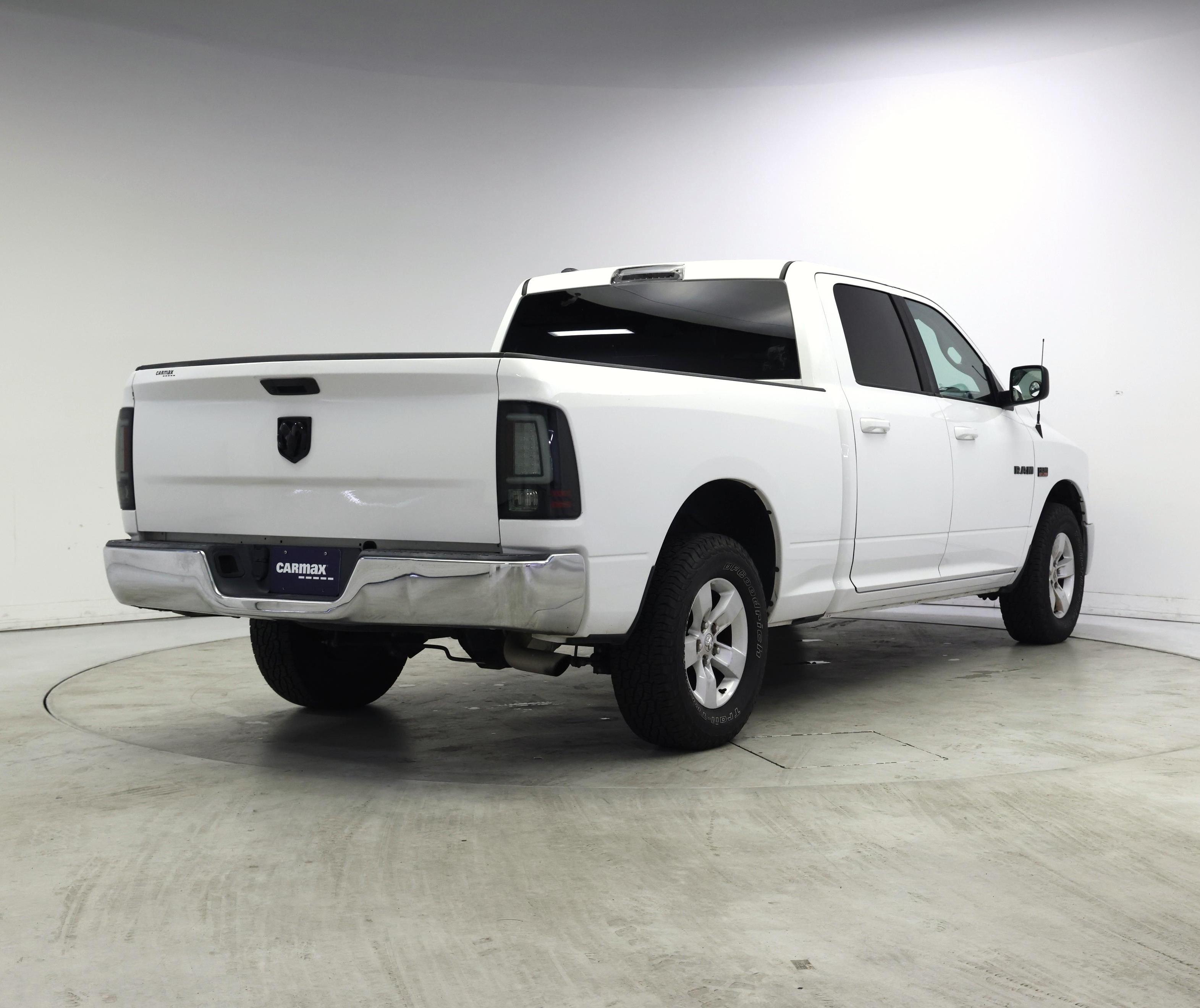 Thumbnail: 2021 RAM 1500 Classic - 8