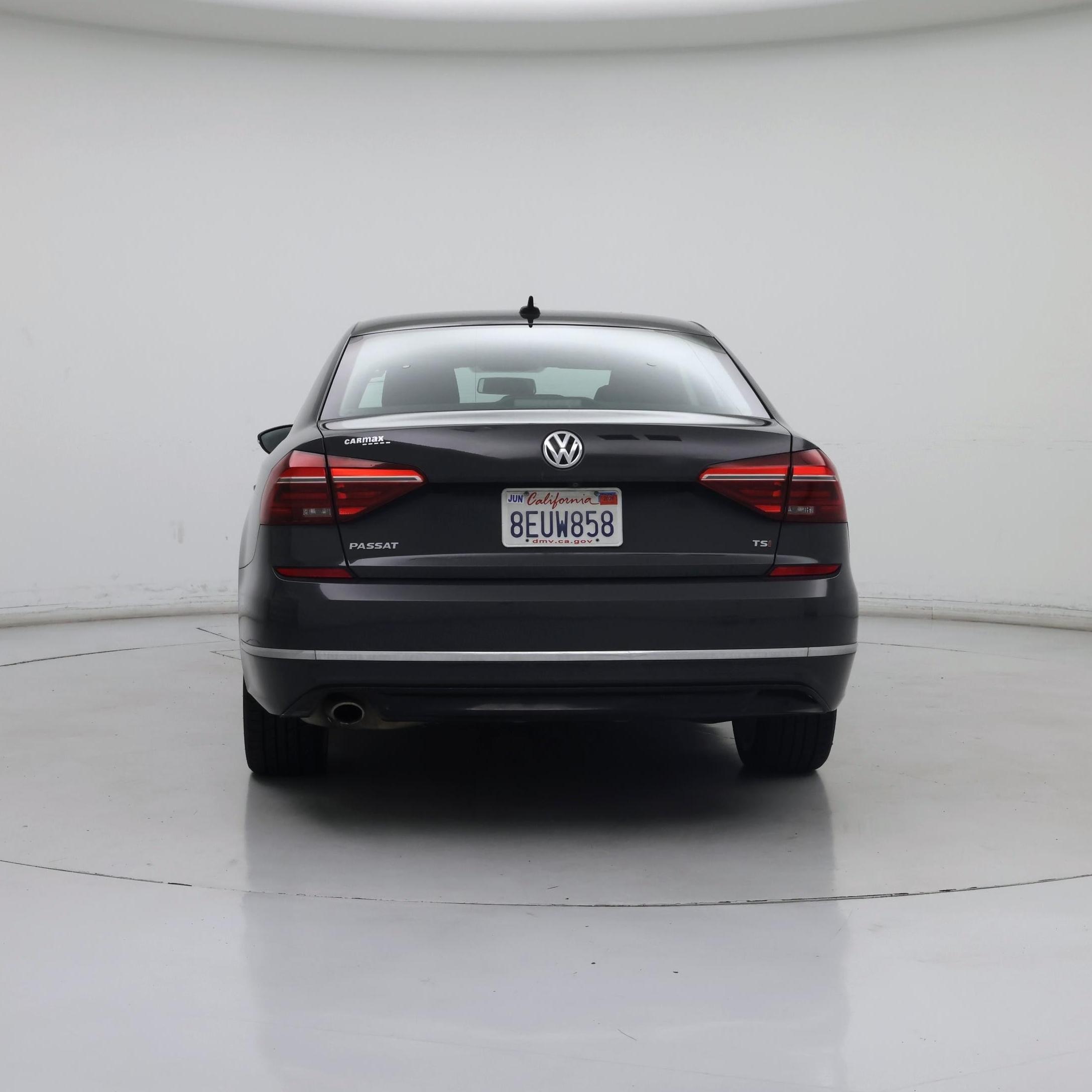 Thumbnail: 2018 Volkswagen Passat - 6