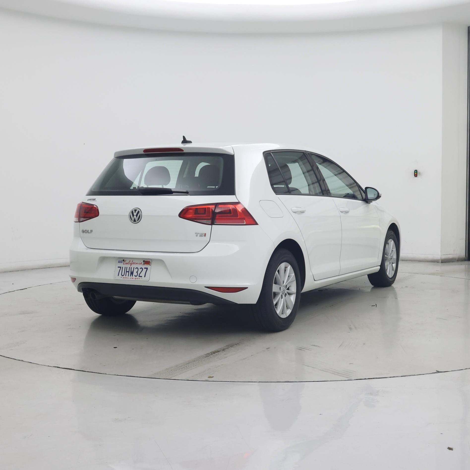 Thumbnail: 2016 Volkswagen Golf - 8