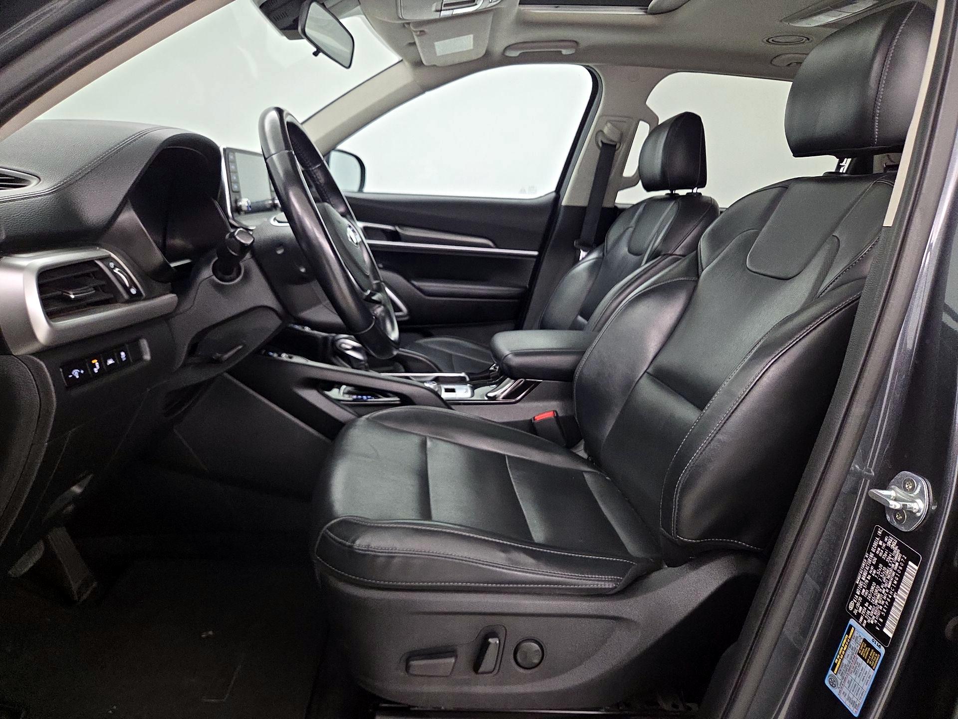Thumbnail: 2021 Kia Telluride - 11