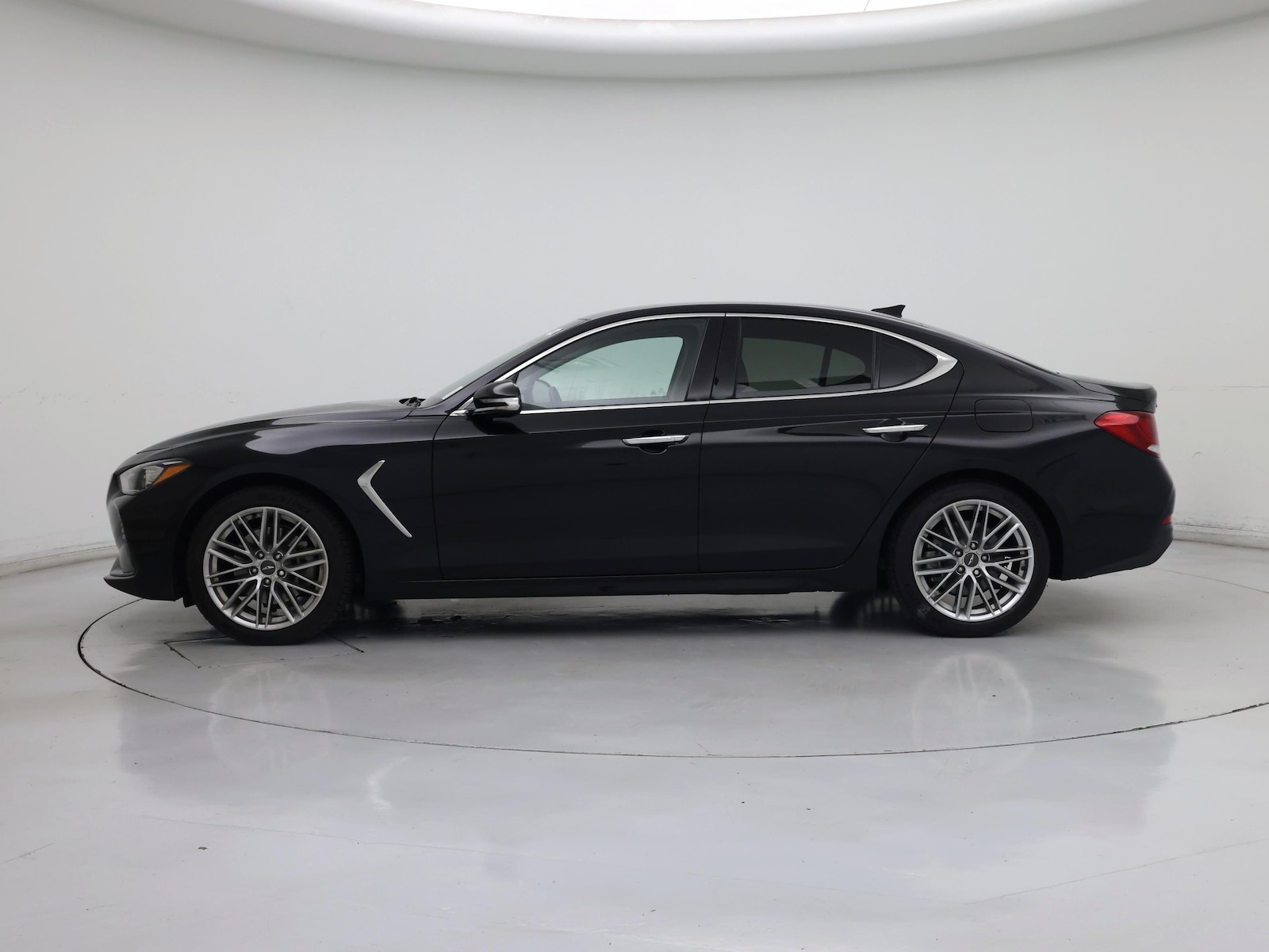 2020 GENESIS G70 Standard - Photo 4