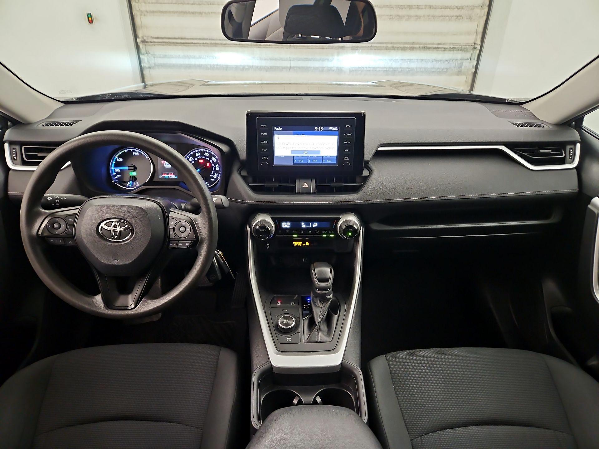 Thumbnail: 2019 Toyota RAV4 - 9