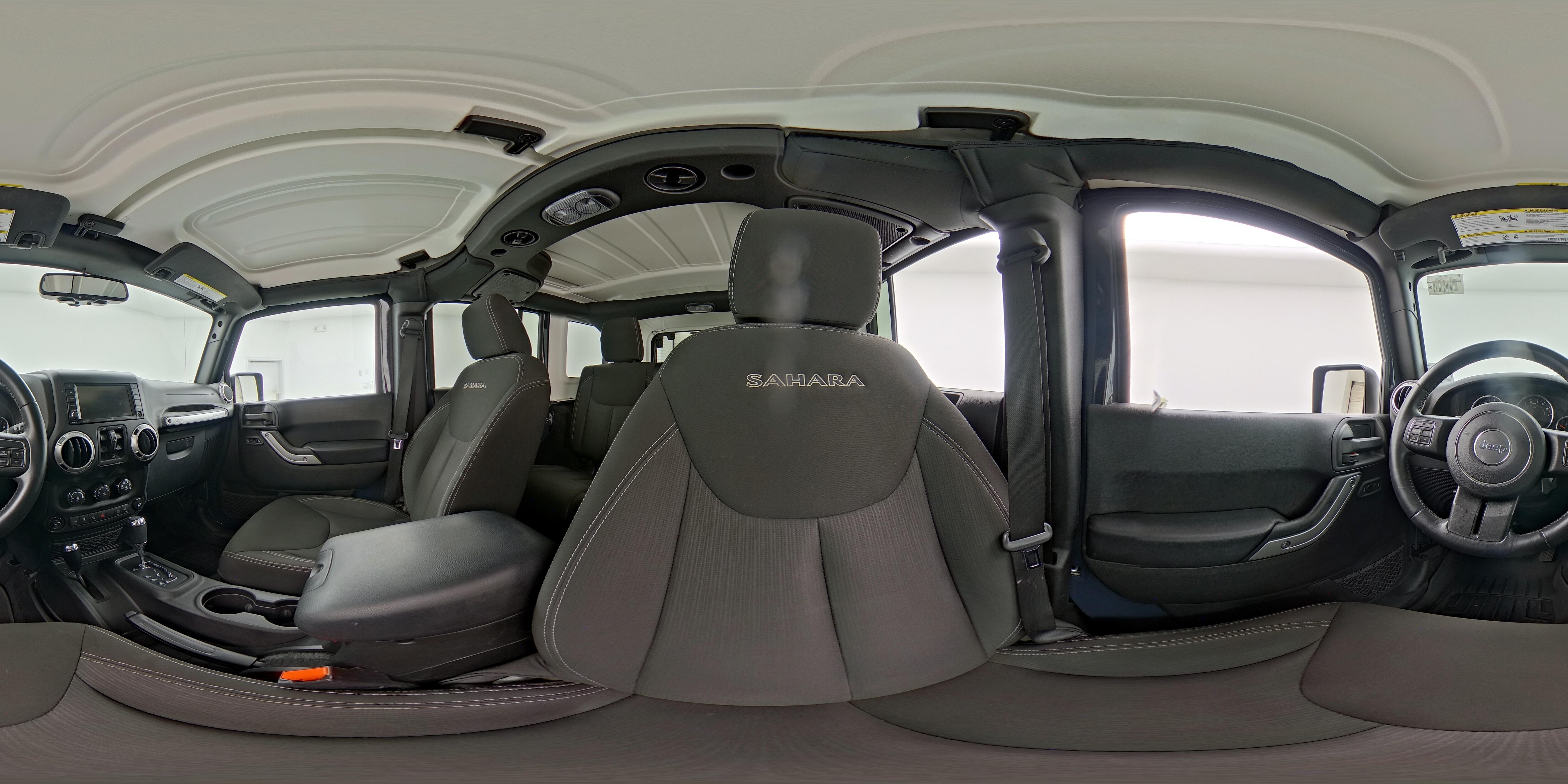 2017 Jeep Wrangler Unlimited Sahara - Photo 23