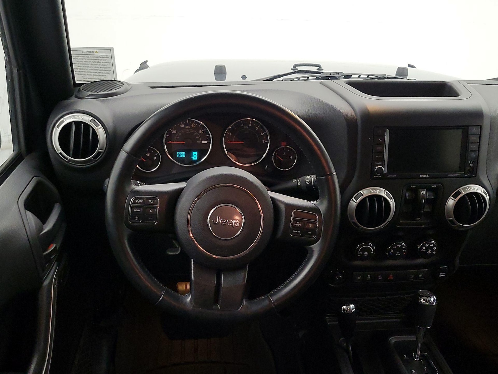 2017 Jeep Wrangler Unlimited Sahara - Photo 11