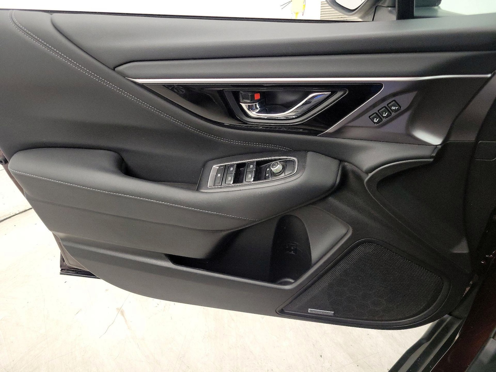 2023 Subaru Outback Limited - Photo 13
