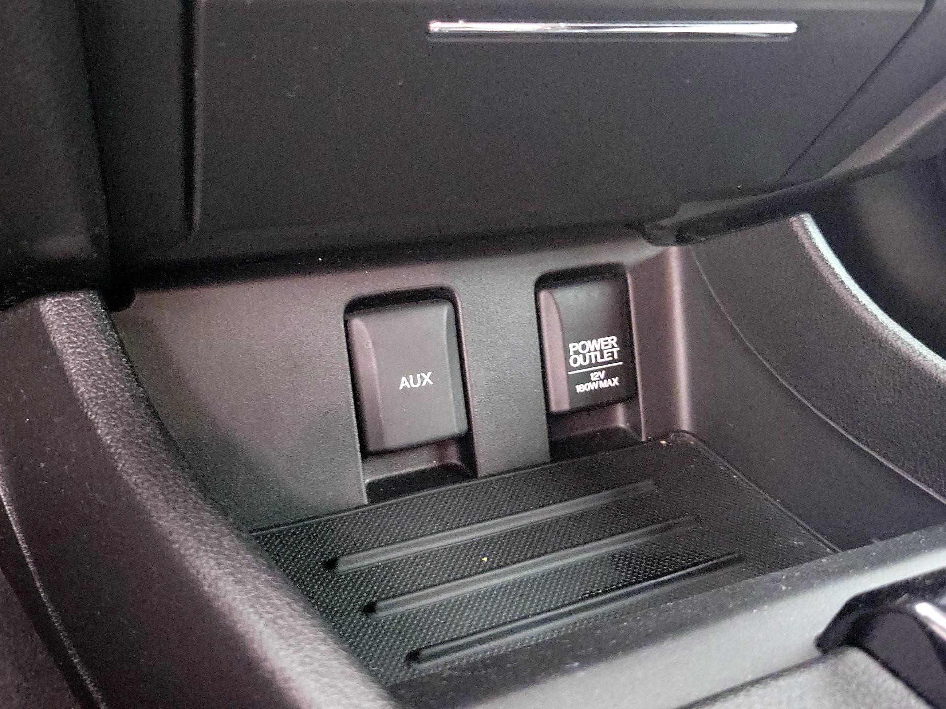 Thumbnail: 2015 Honda Civic - 18