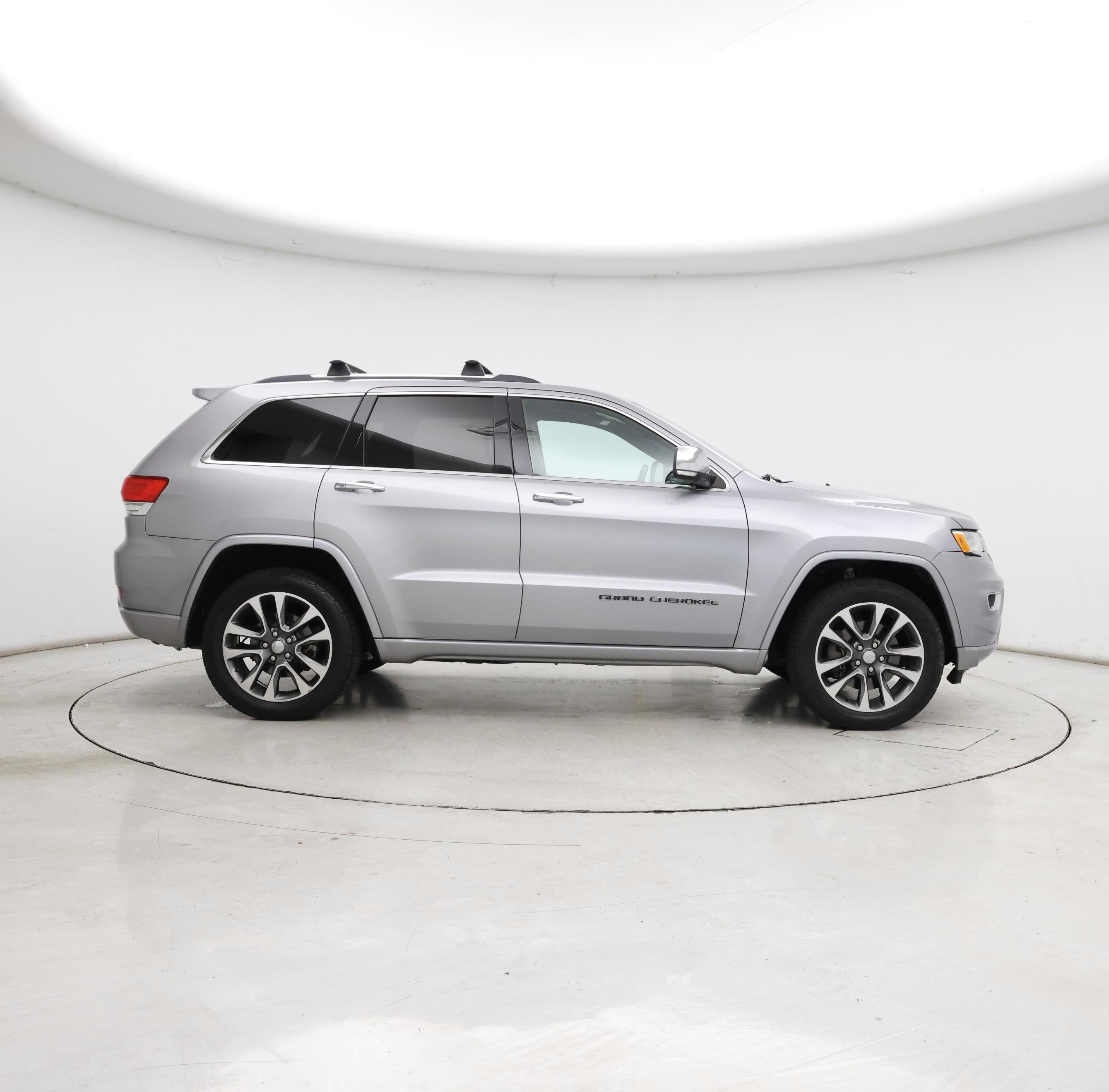Thumbnail: 2017 Jeep Grand Cherokee - 7
