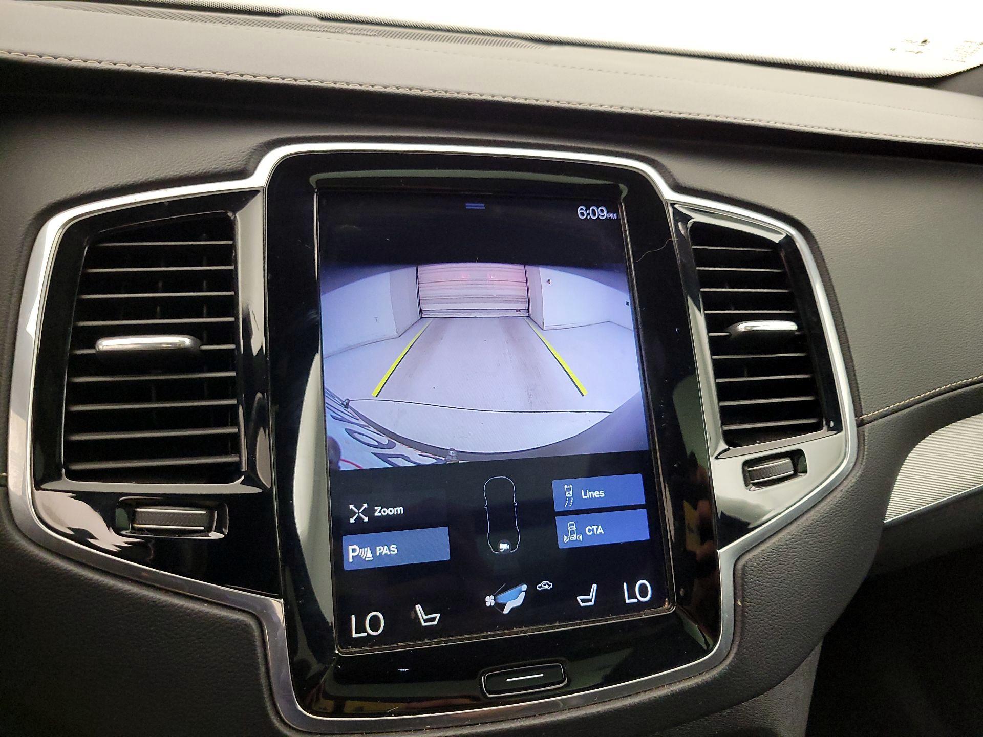 Thumbnail: 2019 Volvo XC90 - 15
