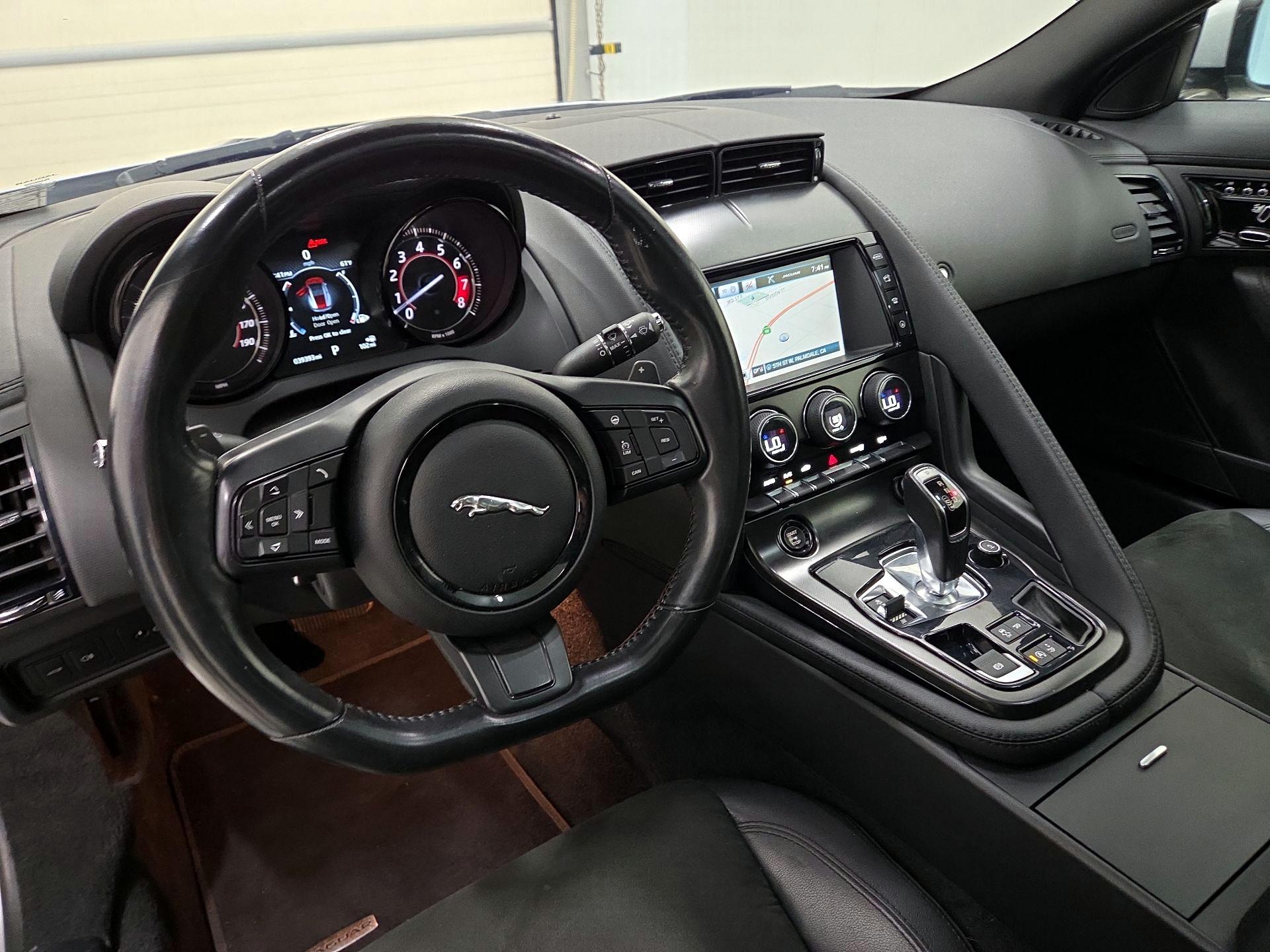 Thumbnail: 2017 Jaguar F-Type - 9