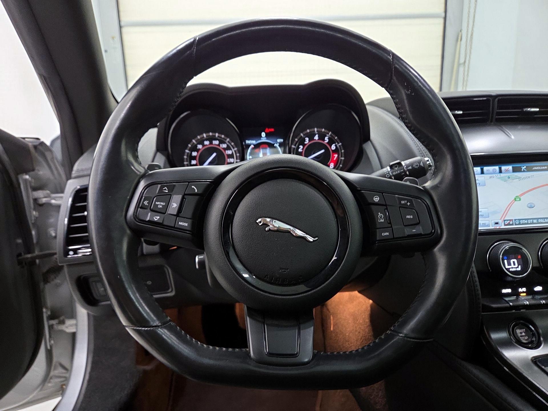 Thumbnail: 2017 Jaguar F-Type - 10