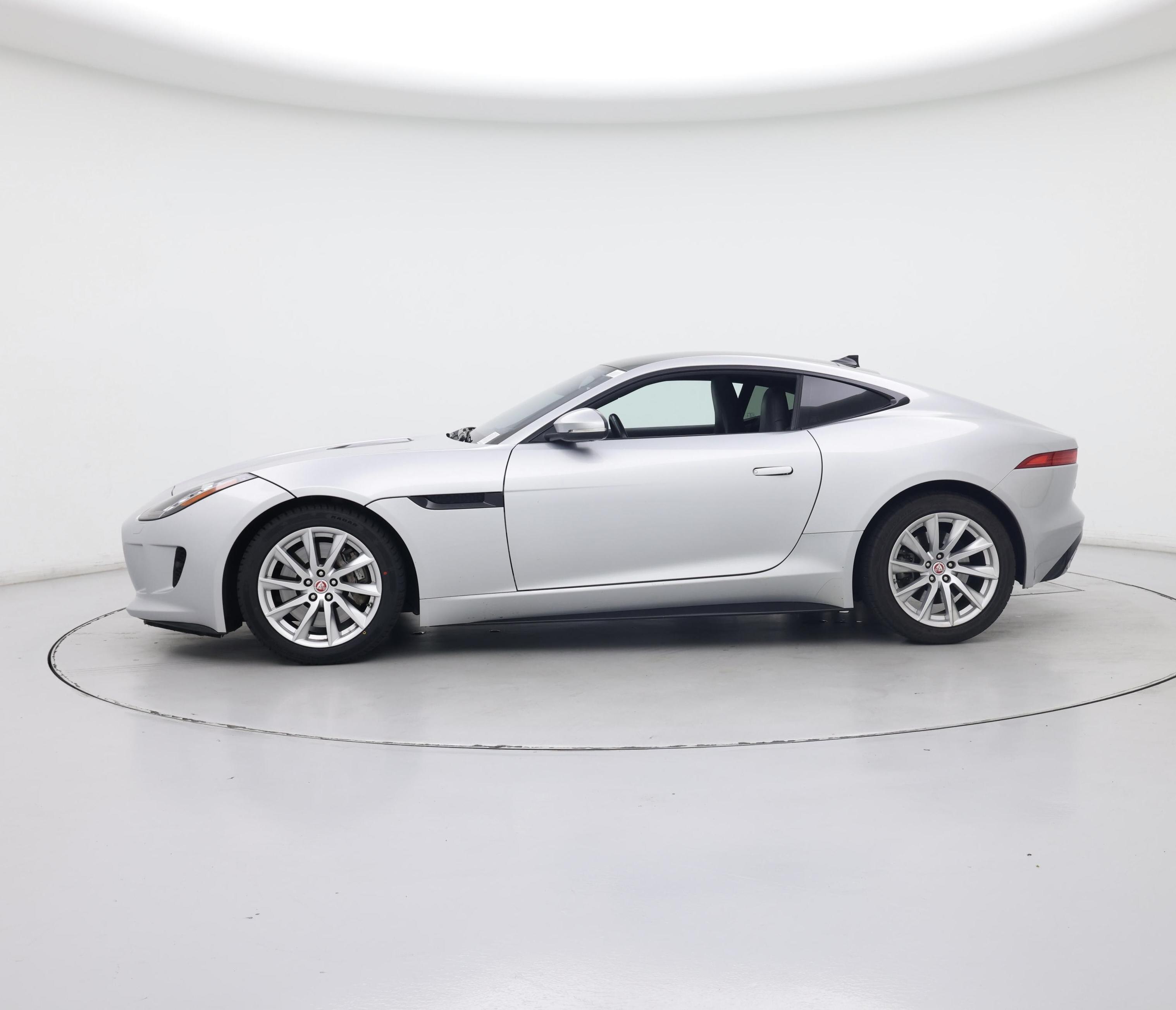 Thumbnail: 2017 Jaguar F-Type - 3