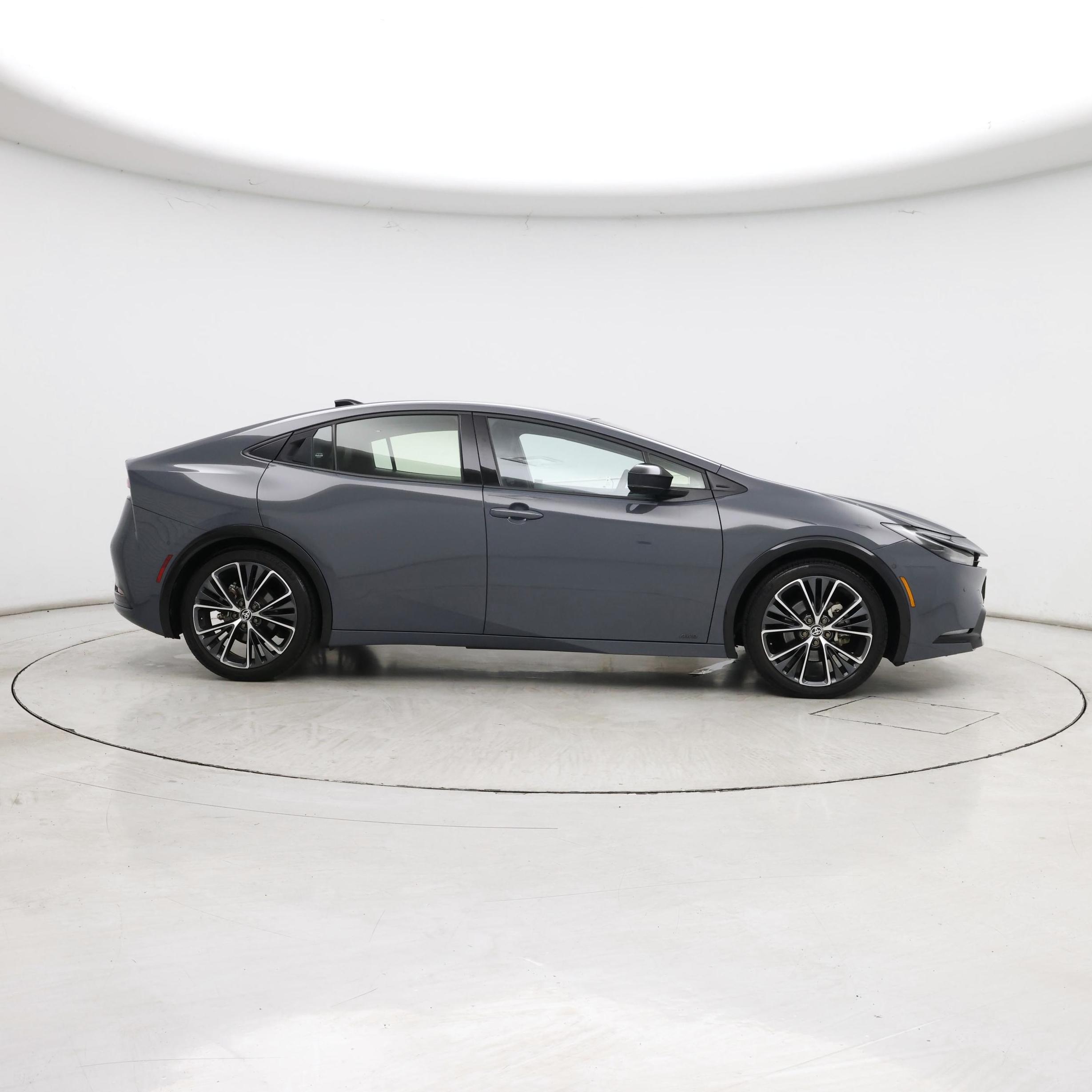 Thumbnail: 2024 Toyota Prius - 7
