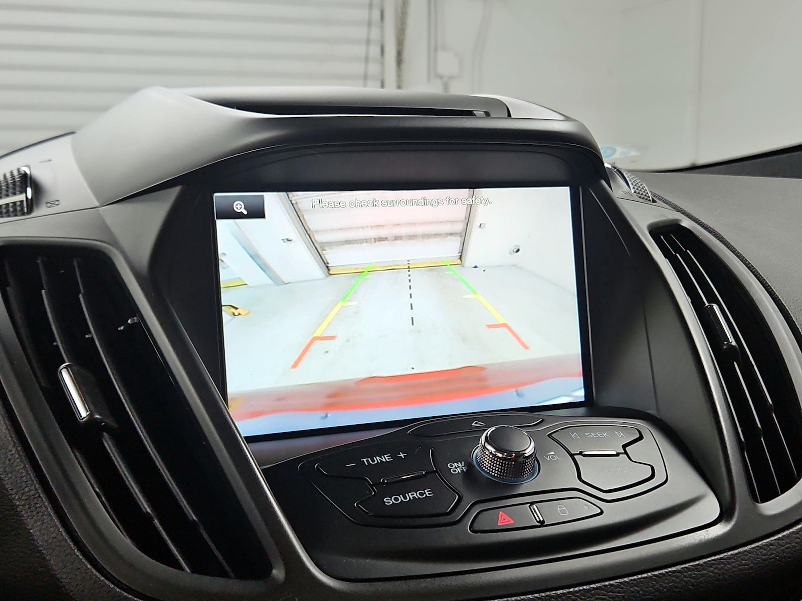 2015 Ford Escape SE - Photo 15