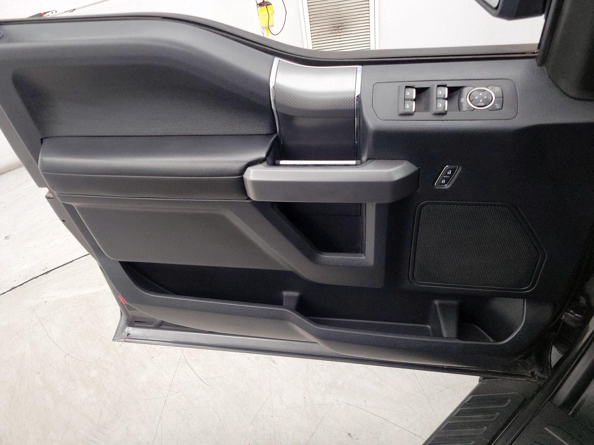 Thumbnail: 2015 Ford F-150 - 12