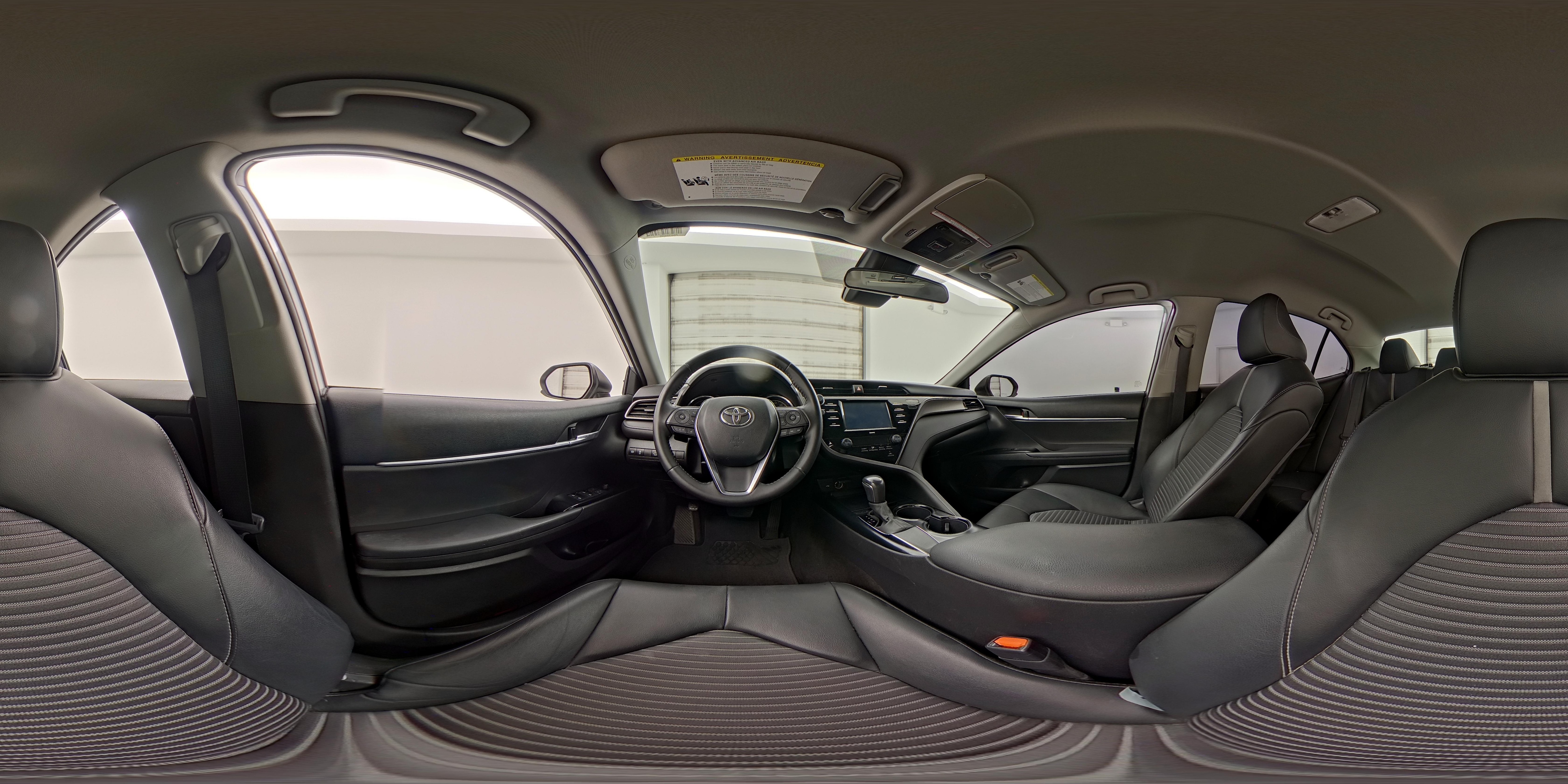 2020 Toyota Camry SE - Photo 26