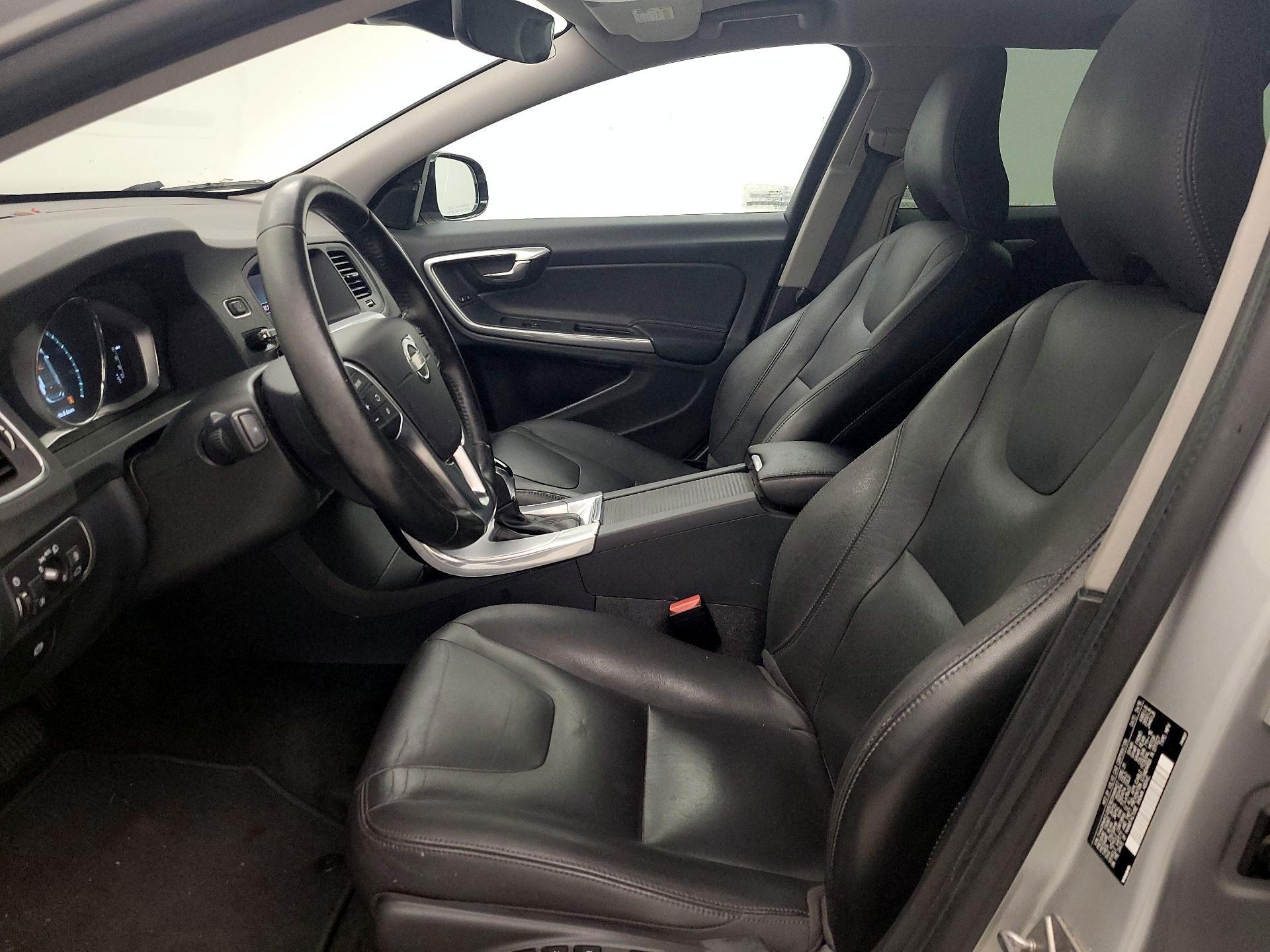 Thumbnail: 2018 Volvo S60 - 11