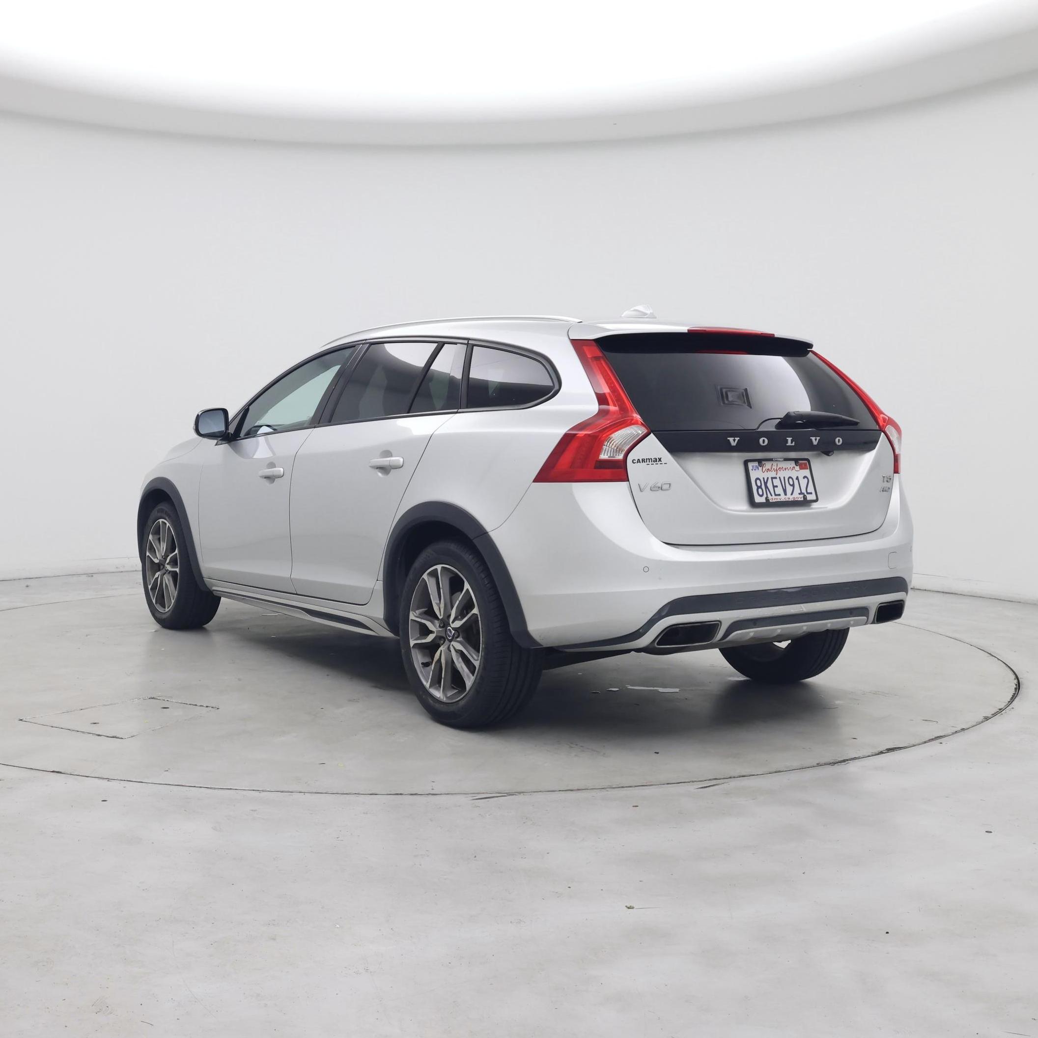 Thumbnail: 2018 Volvo S60 - 2