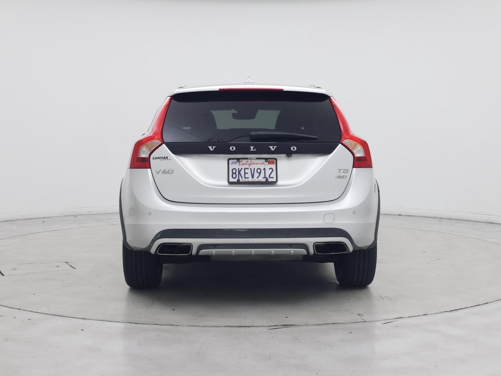 2018 Volvo V60 Base - Photo 7