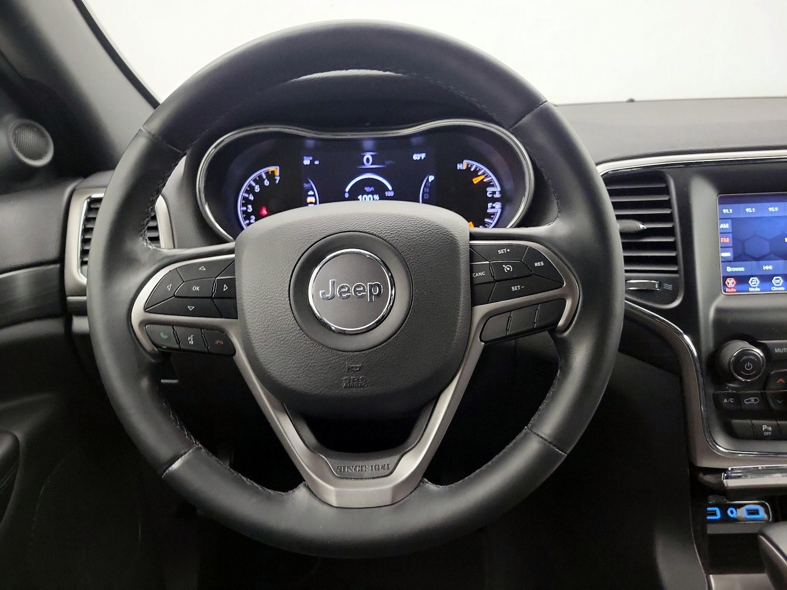 2019 Jeep Grand Cherokee Laredo E - Photo 11