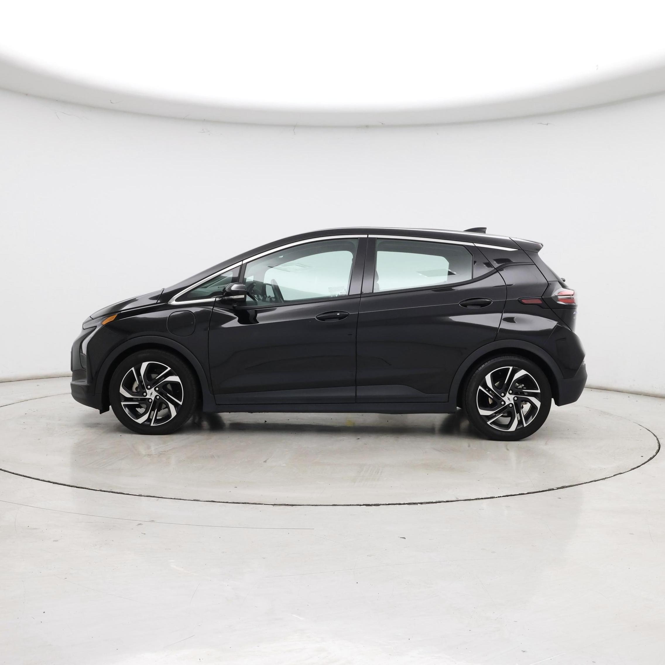 Thumbnail: 2023 Chevrolet Bolt EV - 3