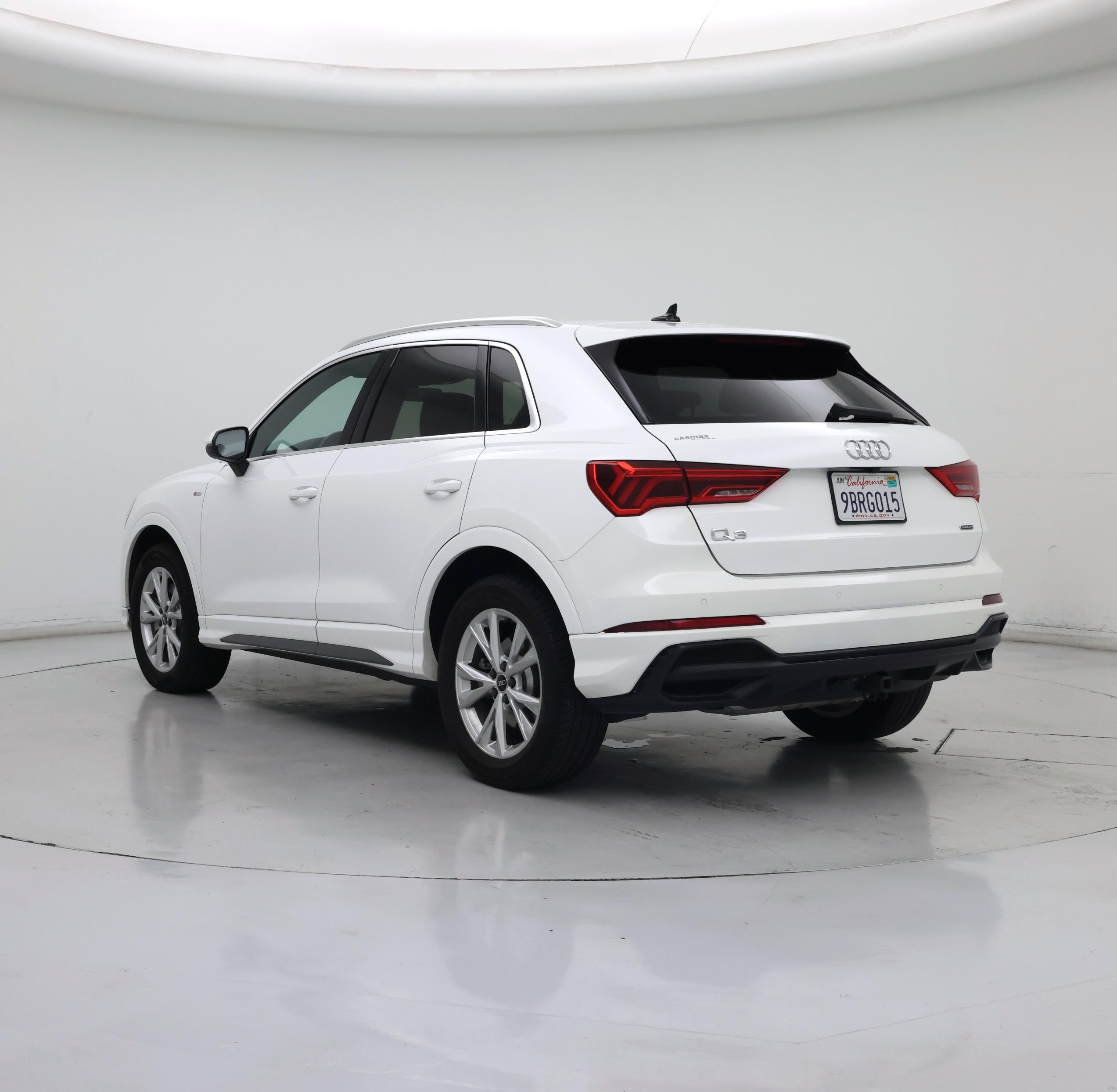 Thumbnail: 2022 Audi Q3 - 2