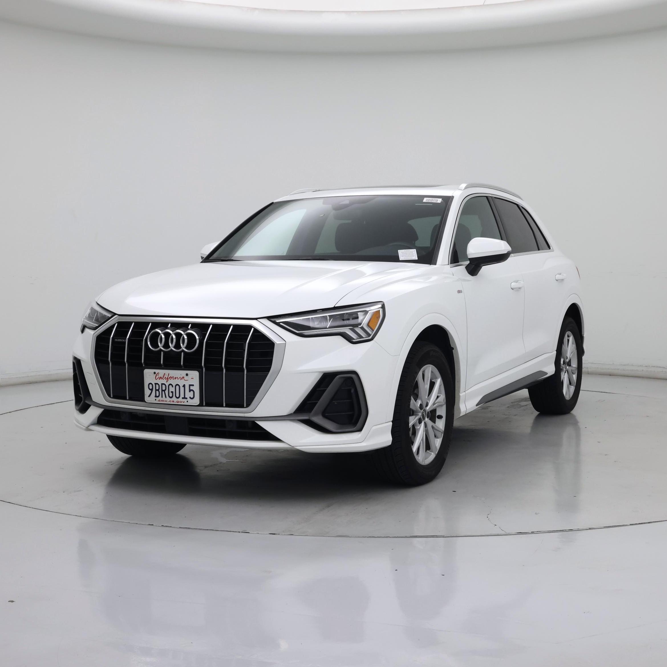 Thumbnail: 2022 Audi Q3 - 4