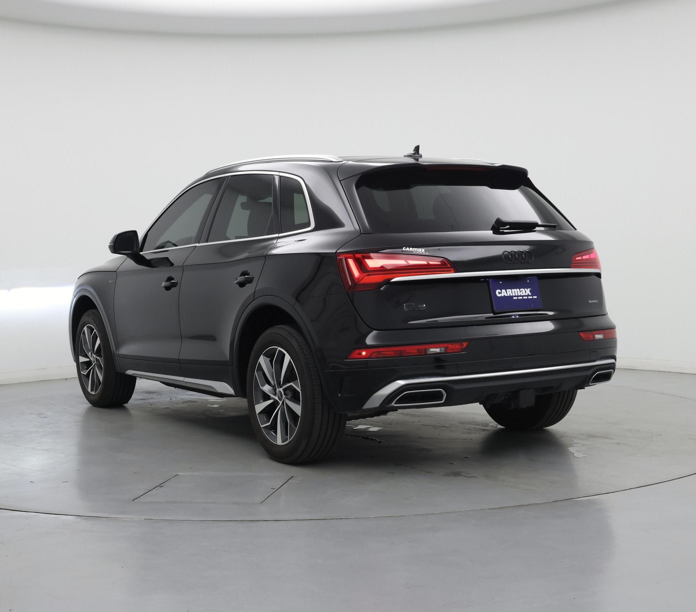 Thumbnail: 2023 Audi Q5 - 2