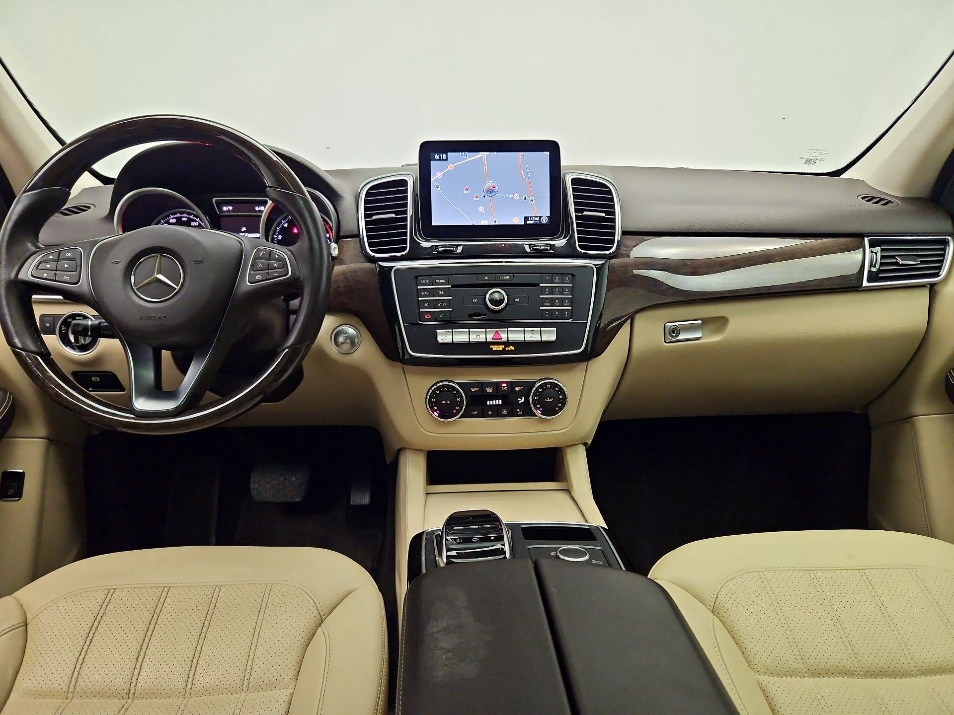 Thumbnail: 2016 Mercedes-Benz GLE - 9