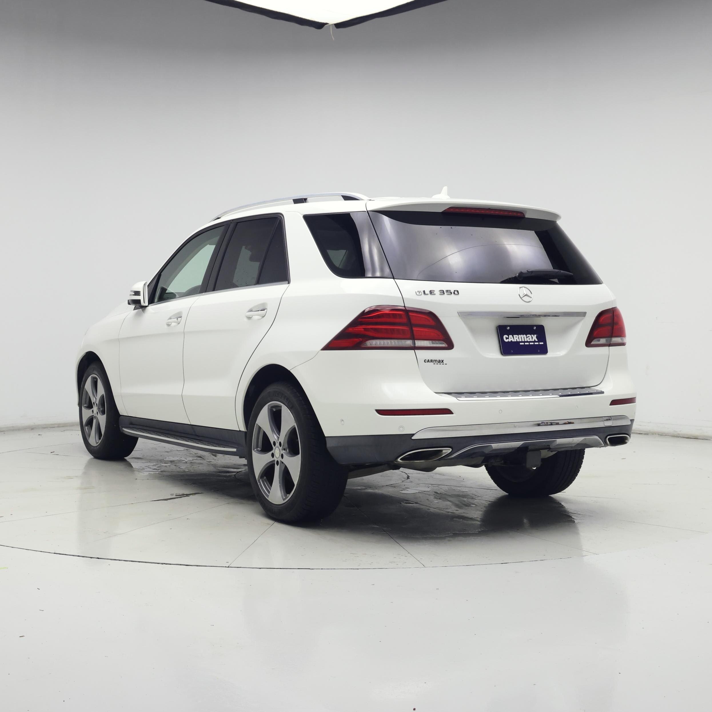Thumbnail: 2016 Mercedes-Benz GLE - 2