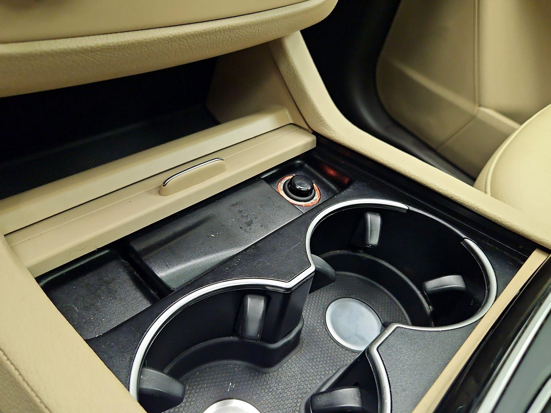 Thumbnail: 2016 Mercedes-Benz GLE - 19