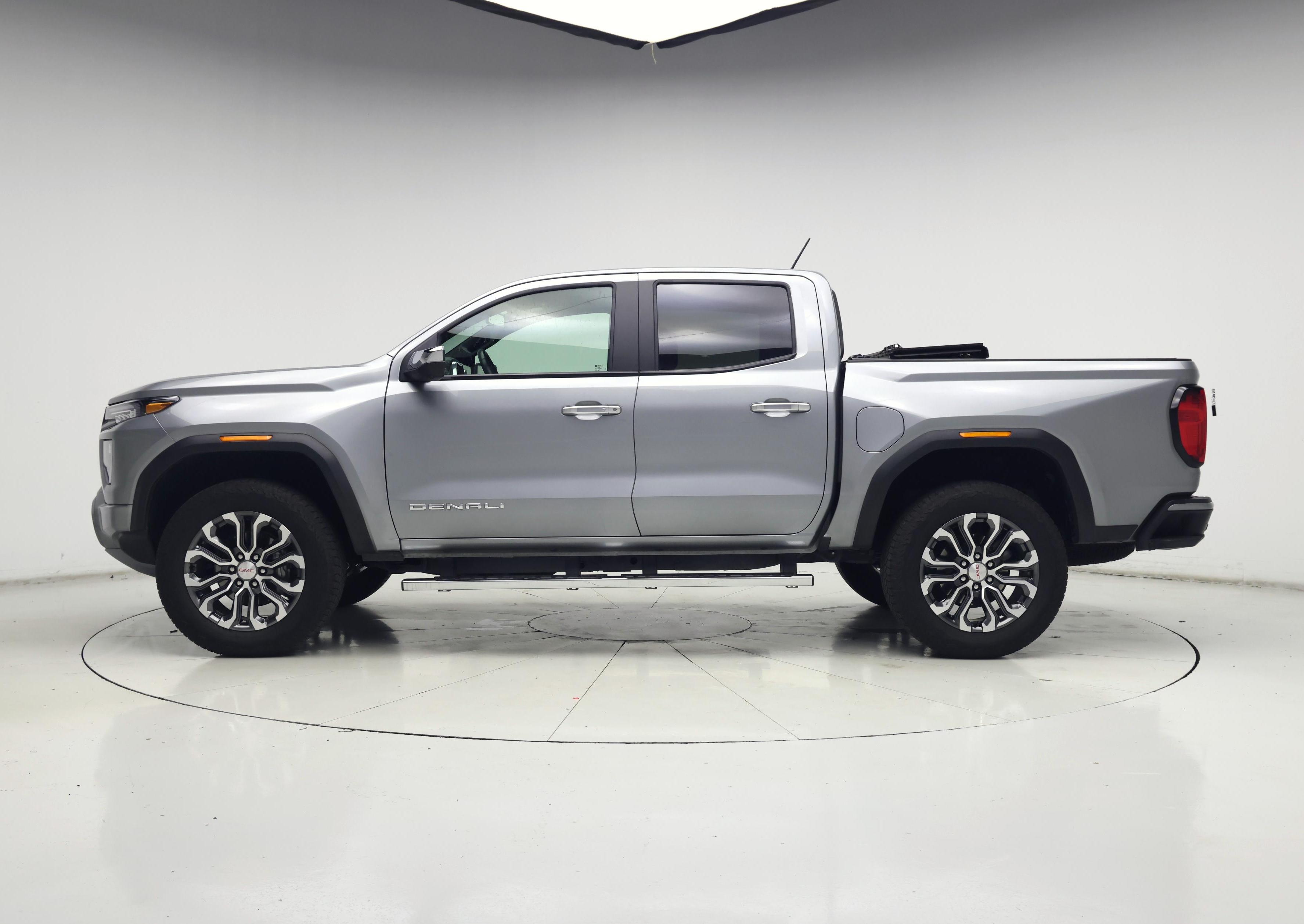 Thumbnail: 2024 GMC Canyon - 3