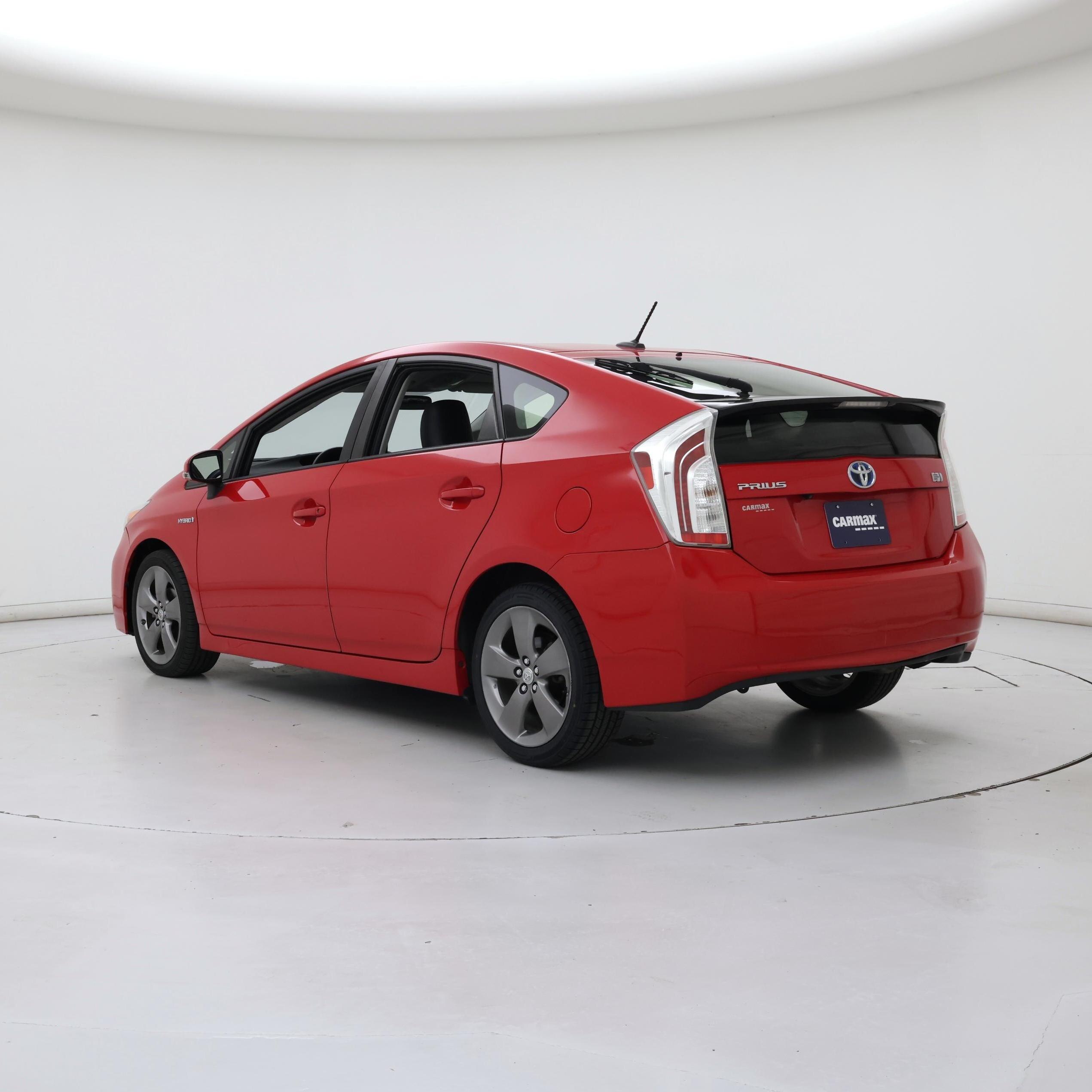Thumbnail: 2015 Toyota Prius - 2