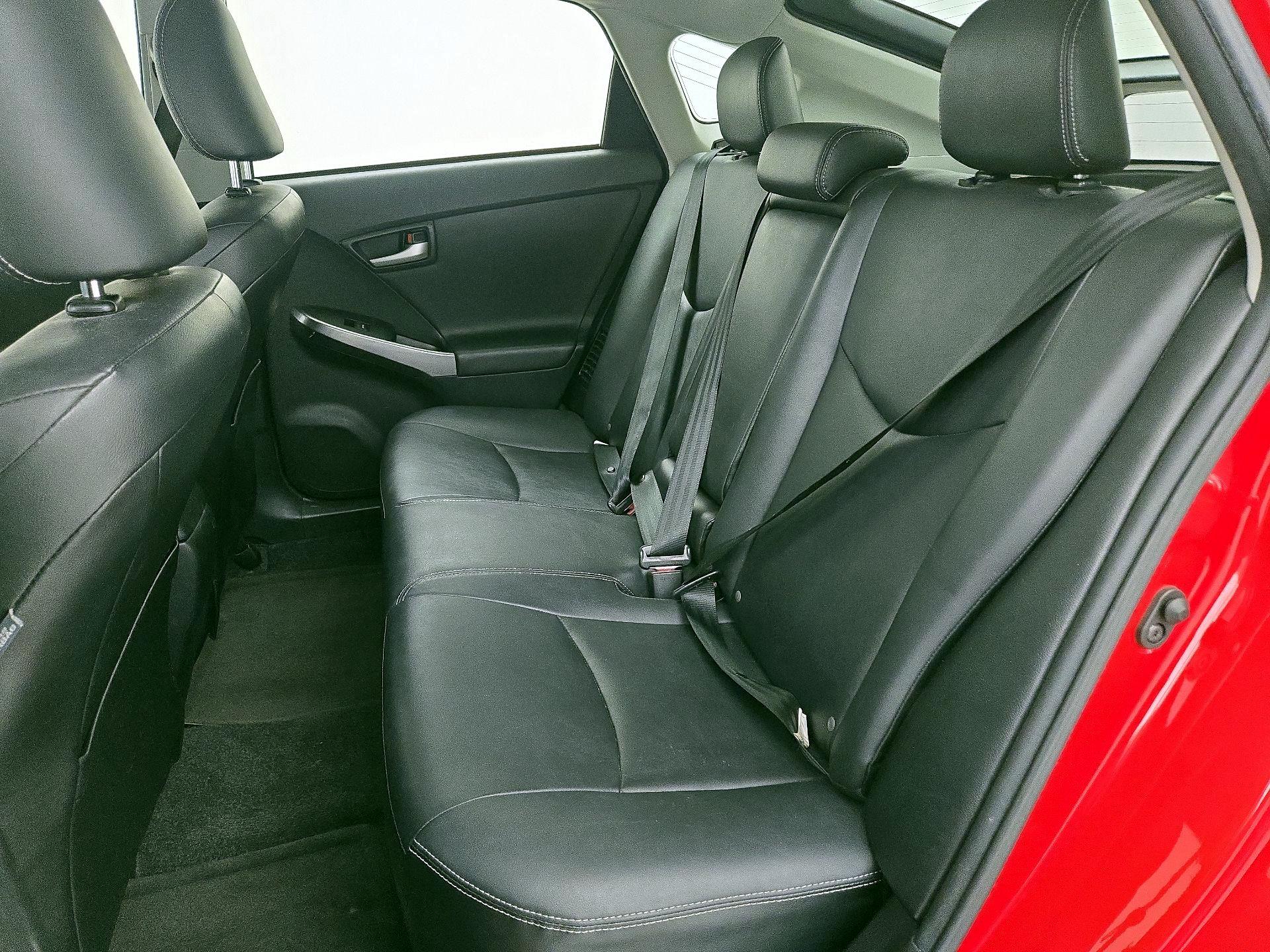 Thumbnail: 2015 Toyota Prius - 20