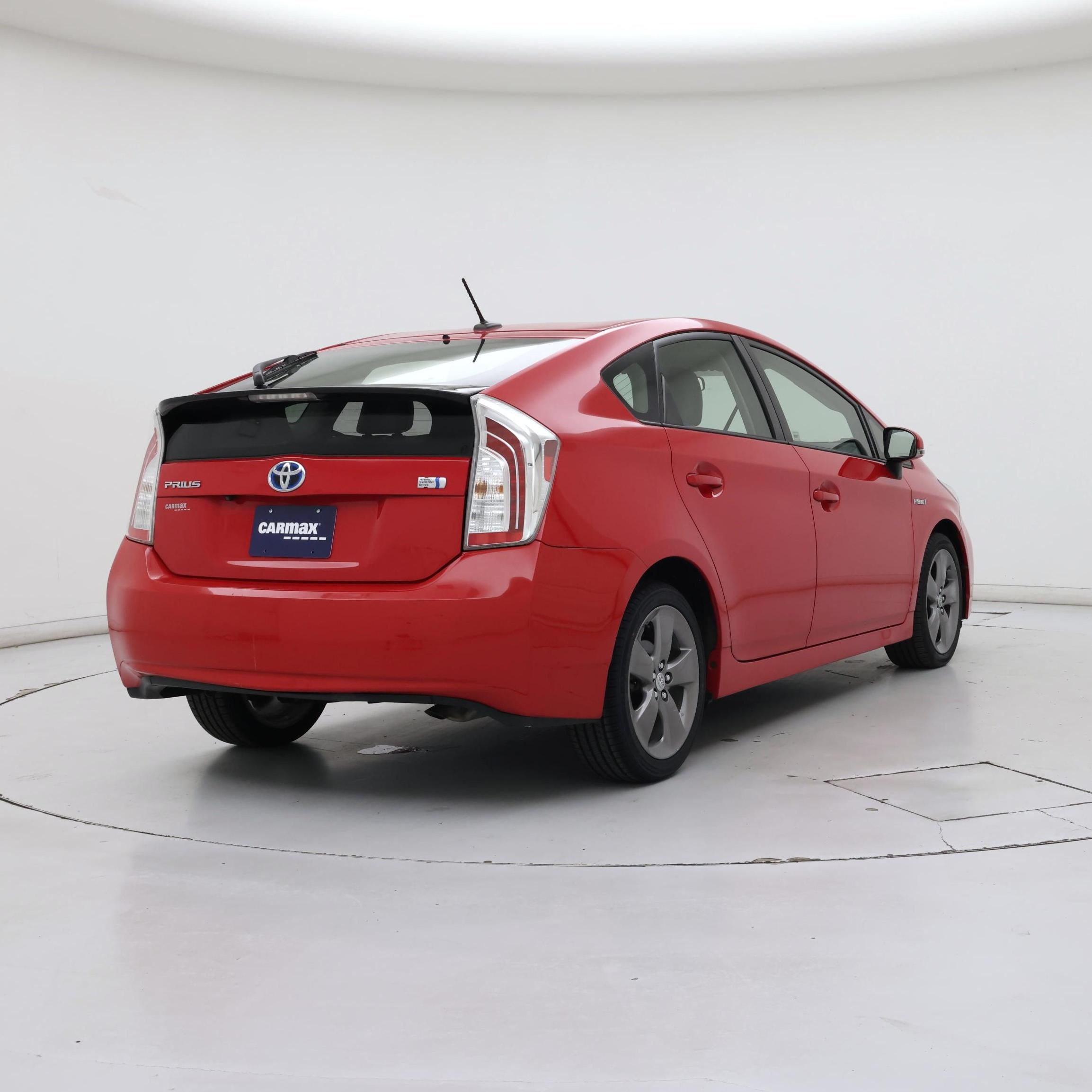 Thumbnail: 2015 Toyota Prius - 8
