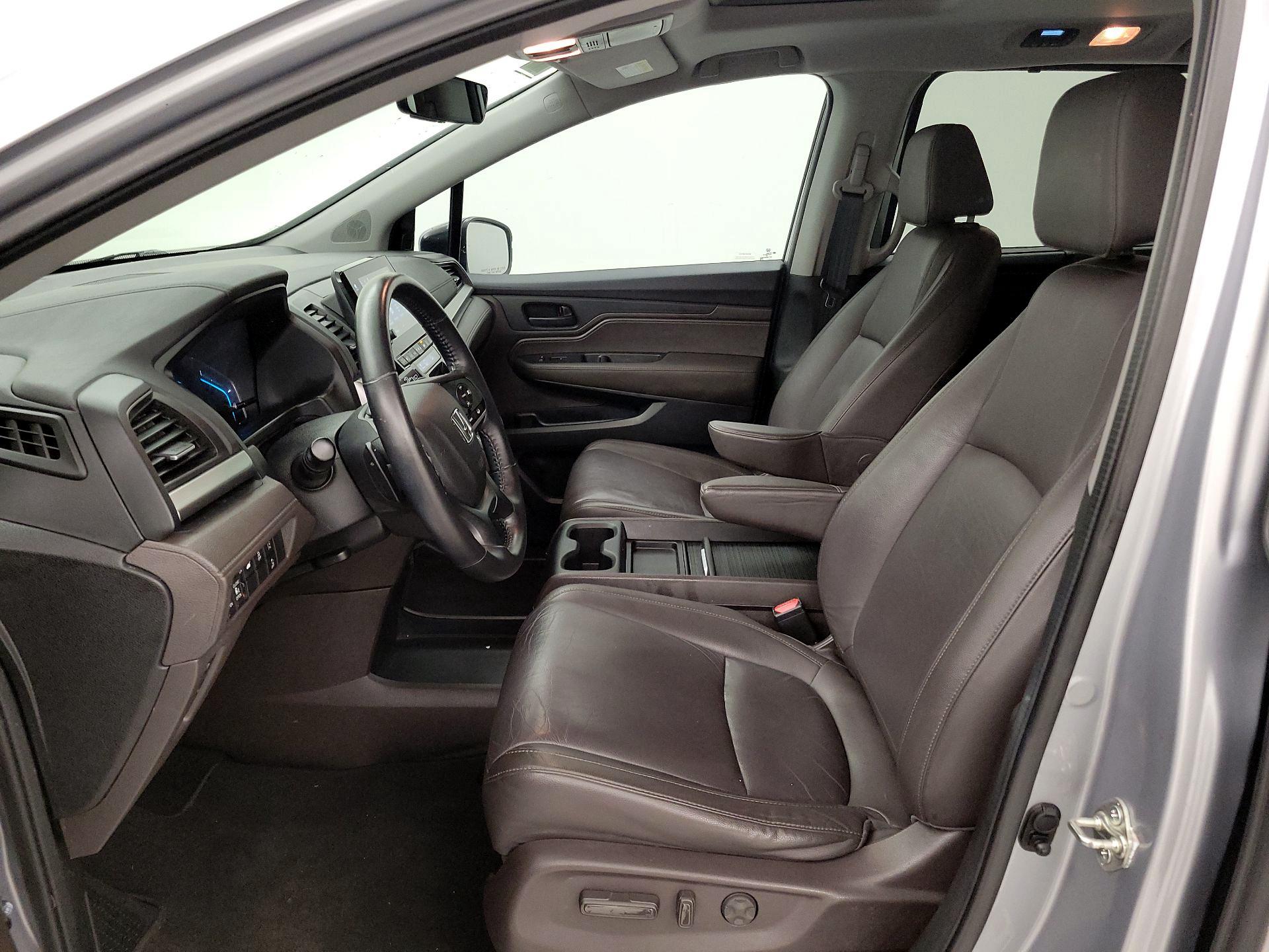 Thumbnail: 2018 Honda Odyssey - 19