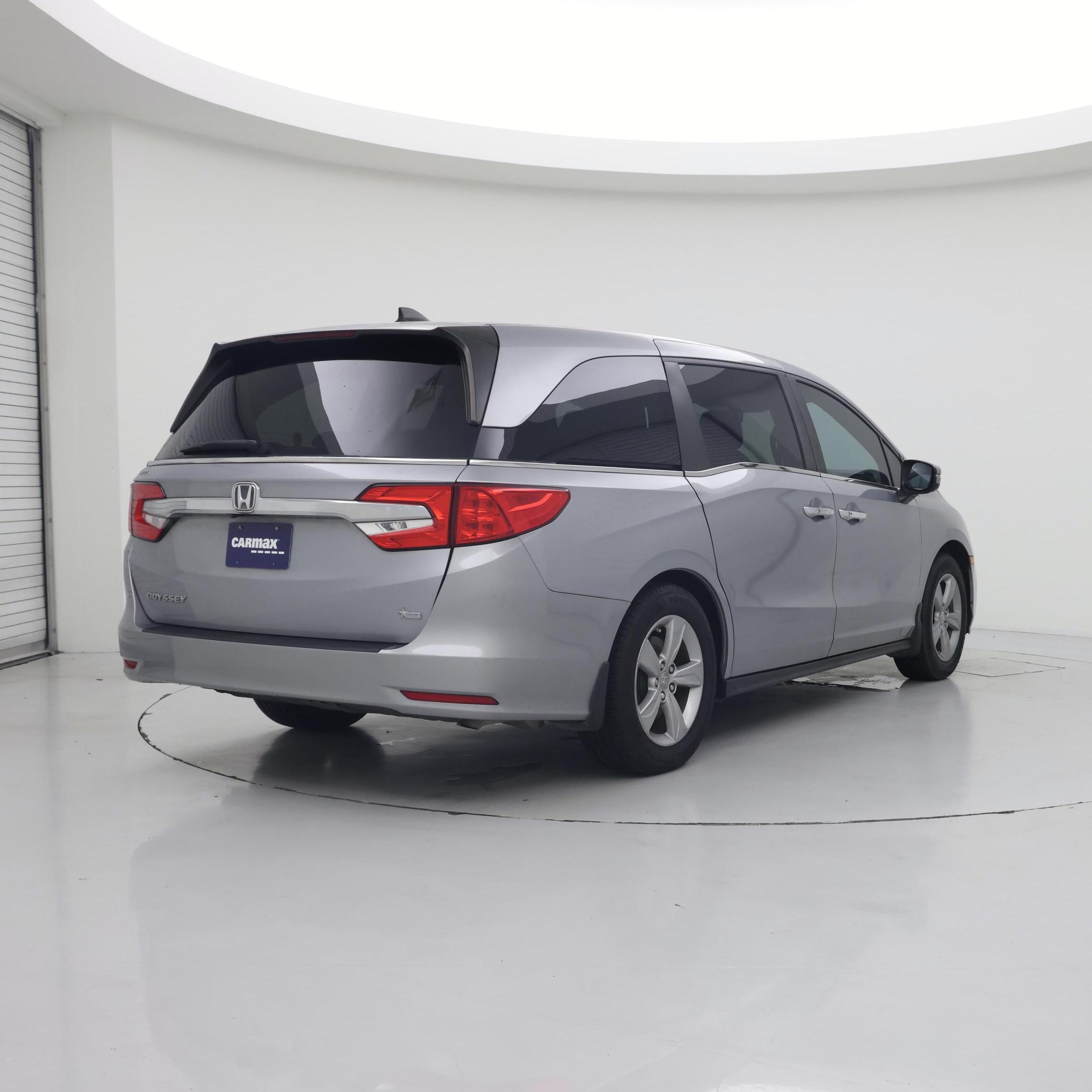 Thumbnail: 2018 Honda Odyssey - 8