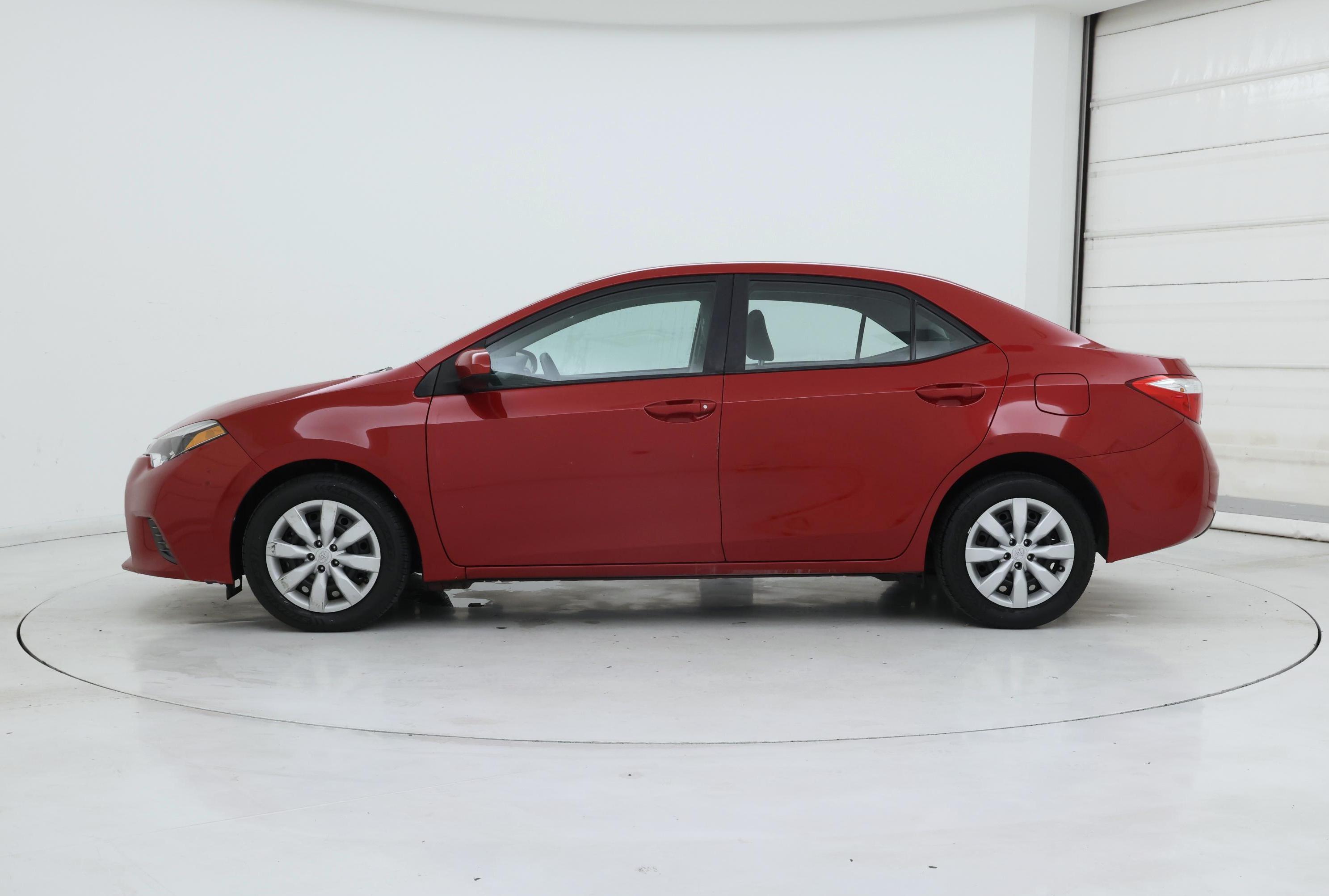Thumbnail: 2016 Toyota Corolla - 3