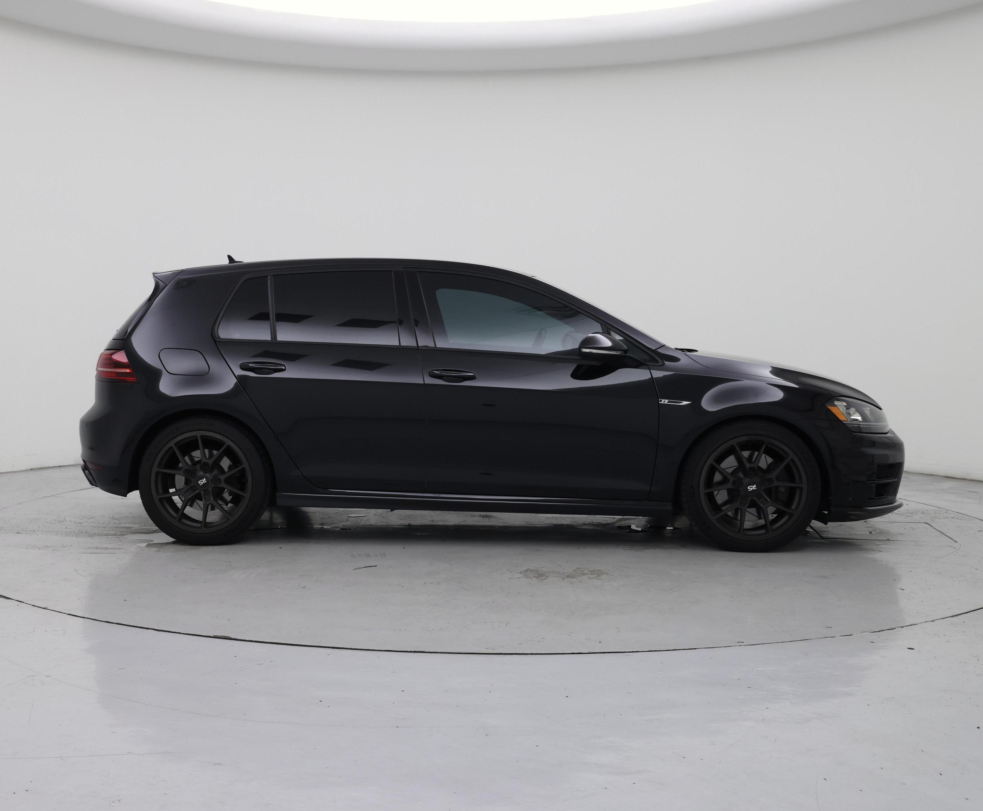 Thumbnail: 2017 Volkswagen Golf - 7