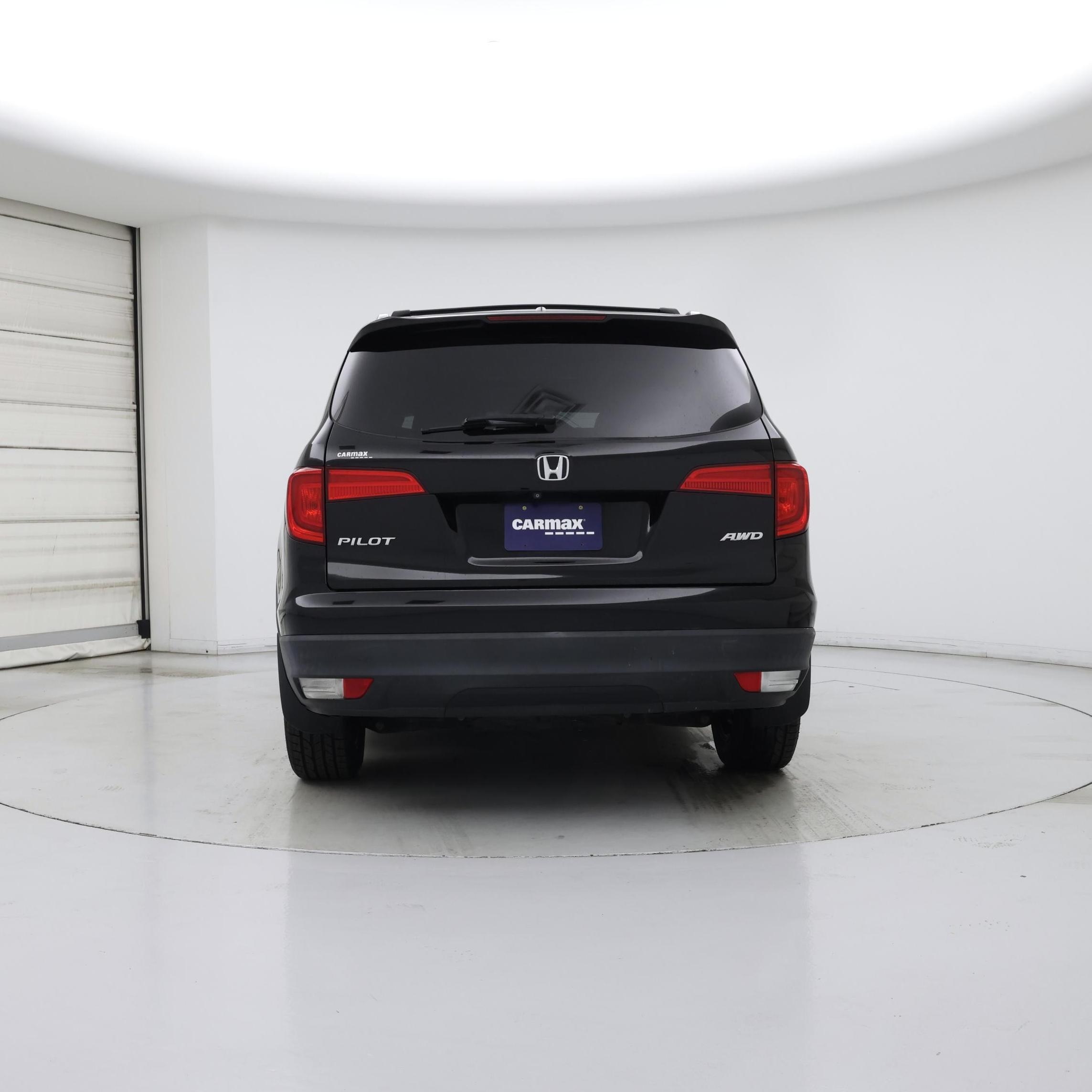 Thumbnail: 2017 Honda Pilot - 6