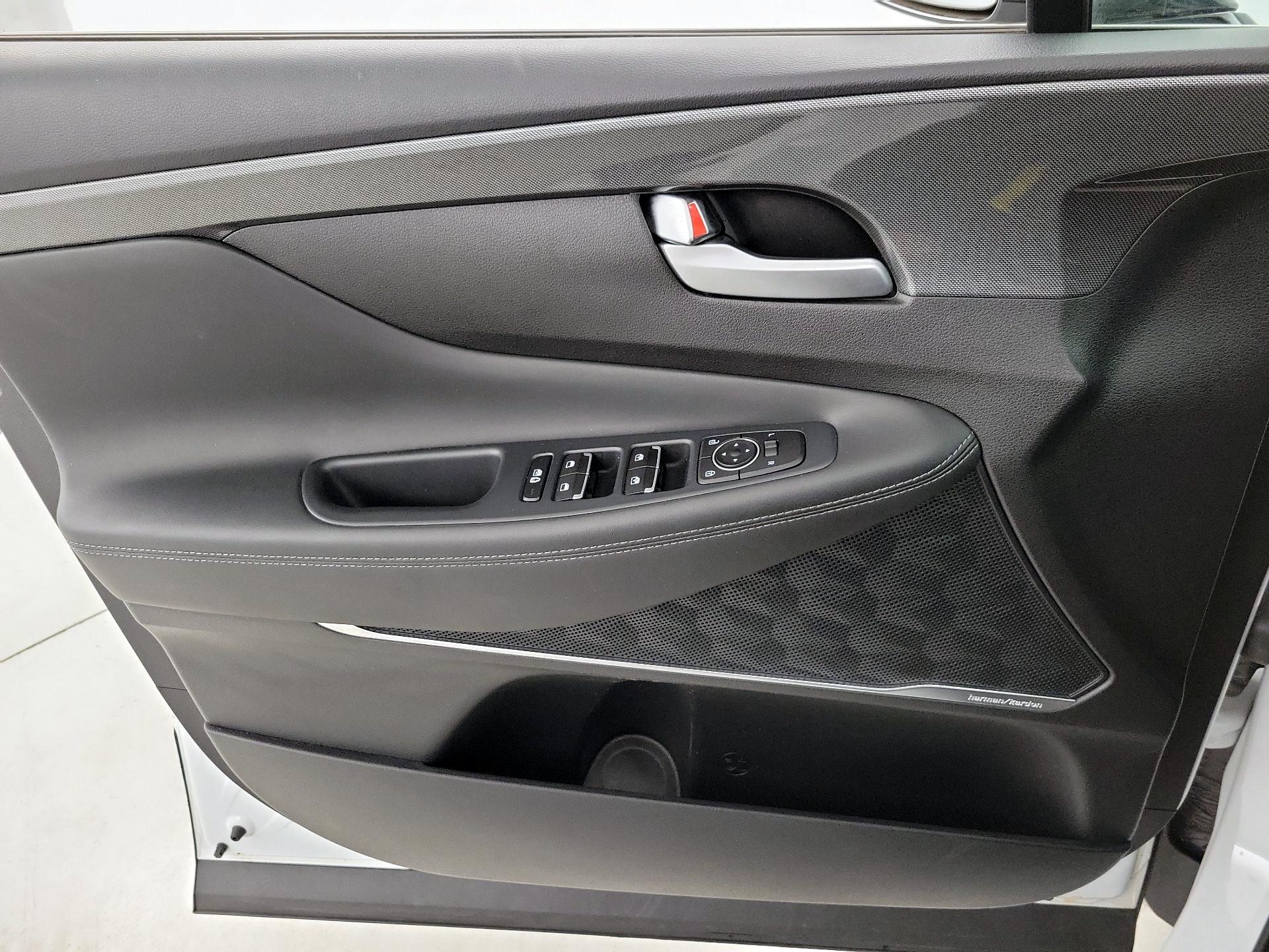 Thumbnail: 2022 Hyundai Santa Fe - 12