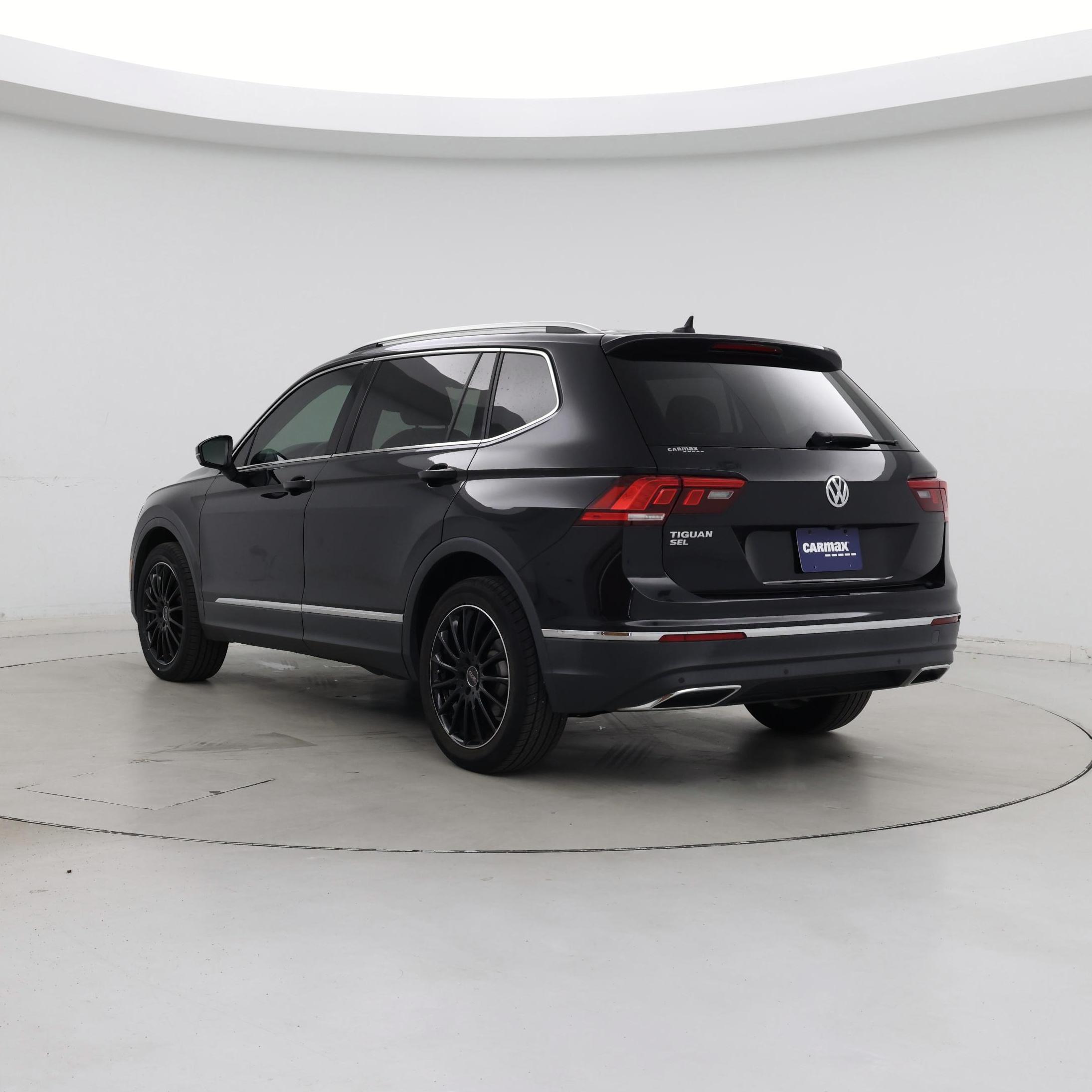 Thumbnail: 2021 Volkswagen Tiguan - 2