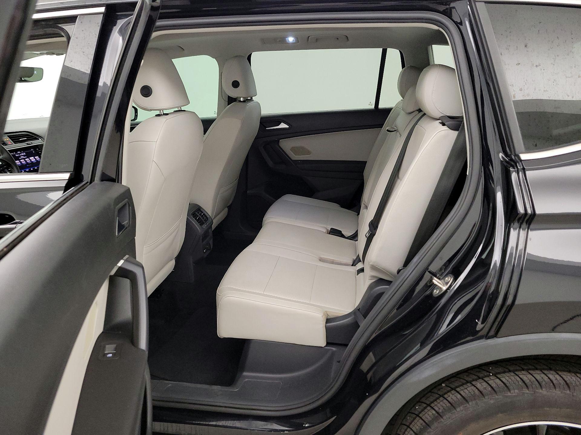 Thumbnail: 2021 Volkswagen Tiguan - 20