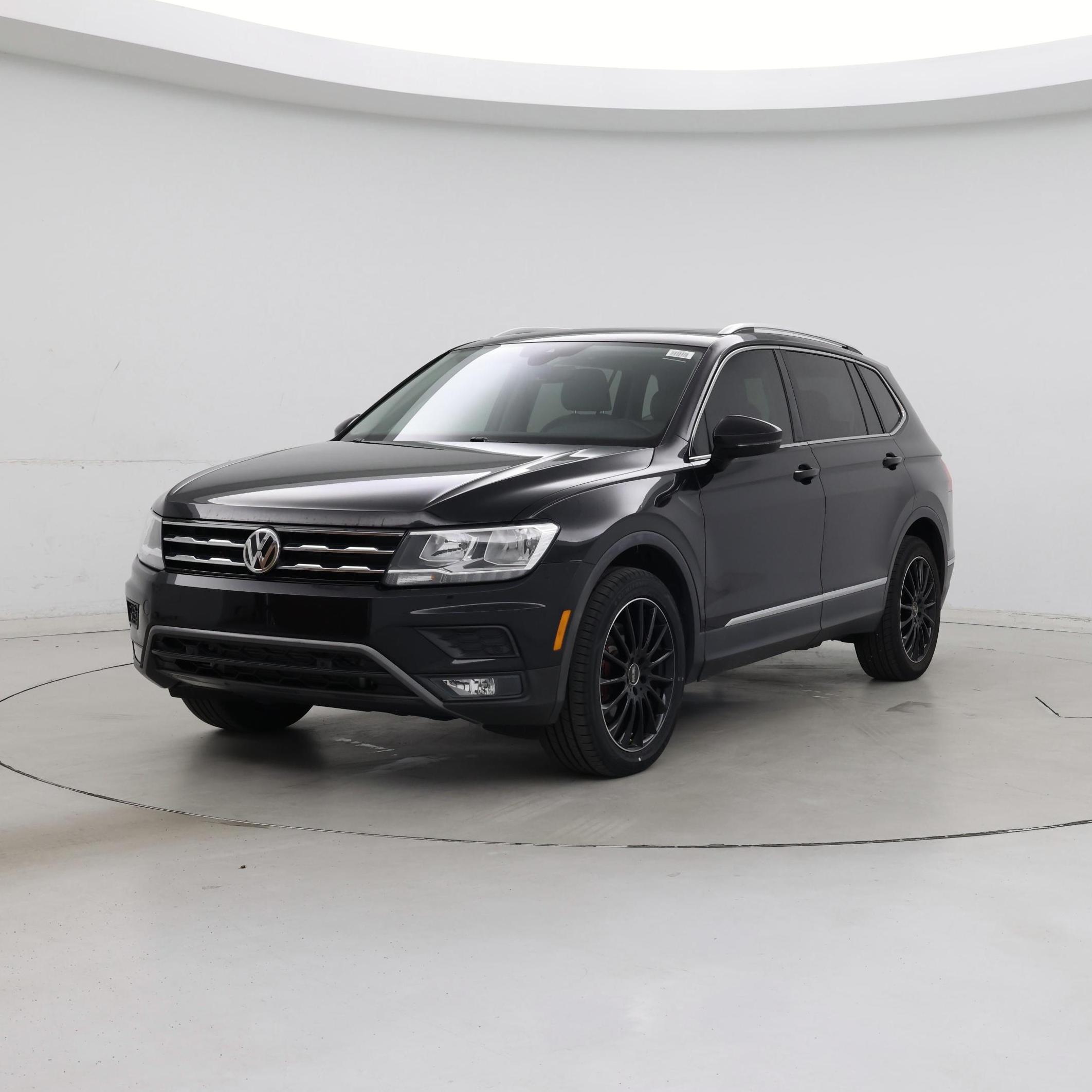 Thumbnail: 2021 Volkswagen Tiguan - 4