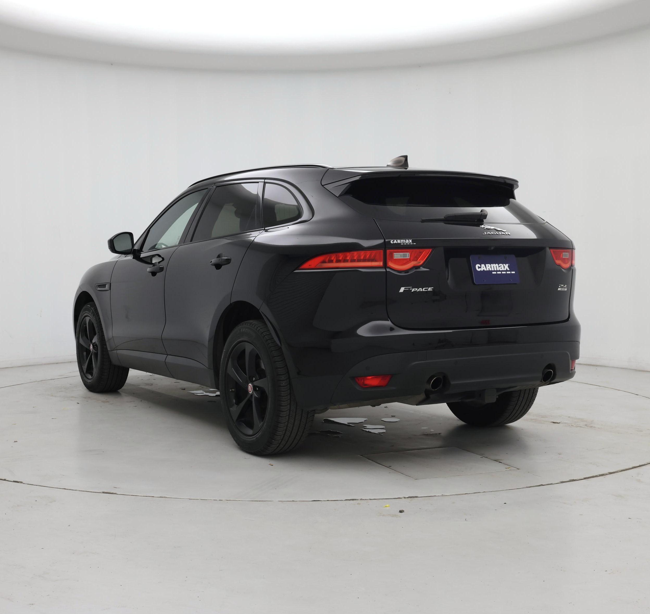 Thumbnail: 2020 Jaguar F-Pace - 2