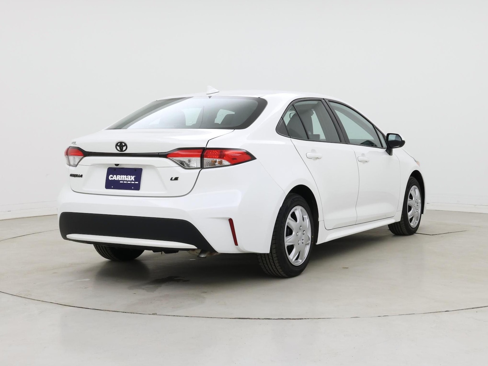 2021 Toyota Corolla LE - Photo 9