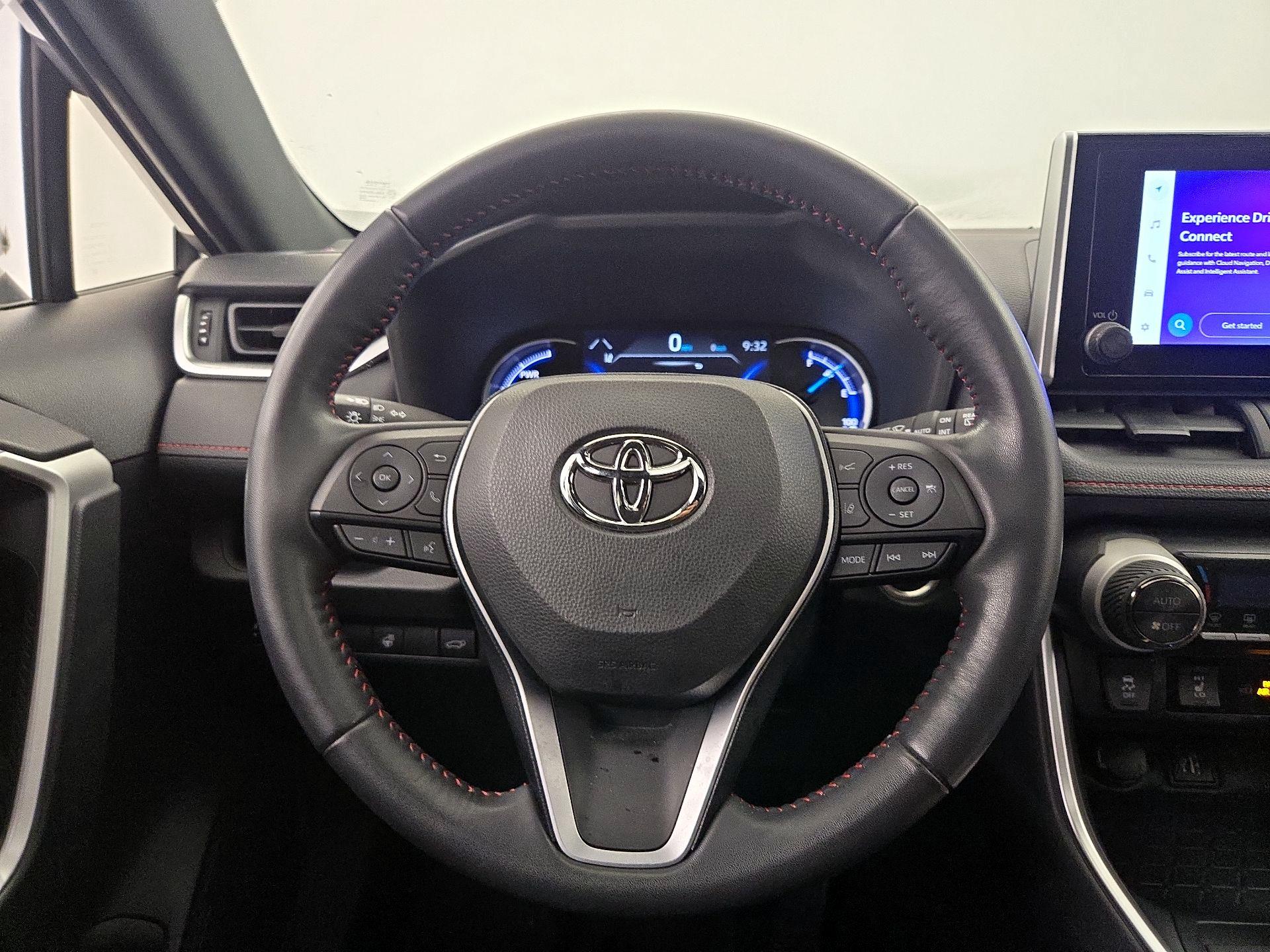 Thumbnail: 2023 Toyota RAV4 - 10