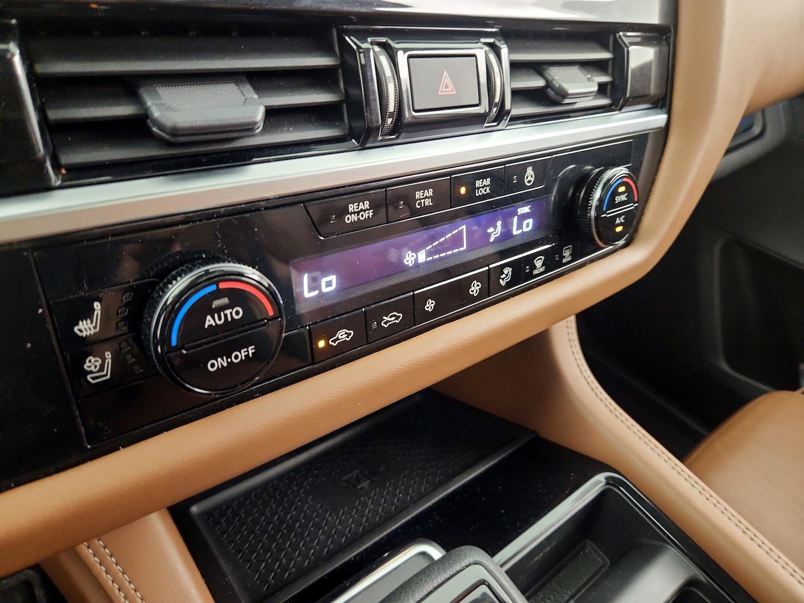 2022 Nissan Pathfinder Platinum - Photo 18