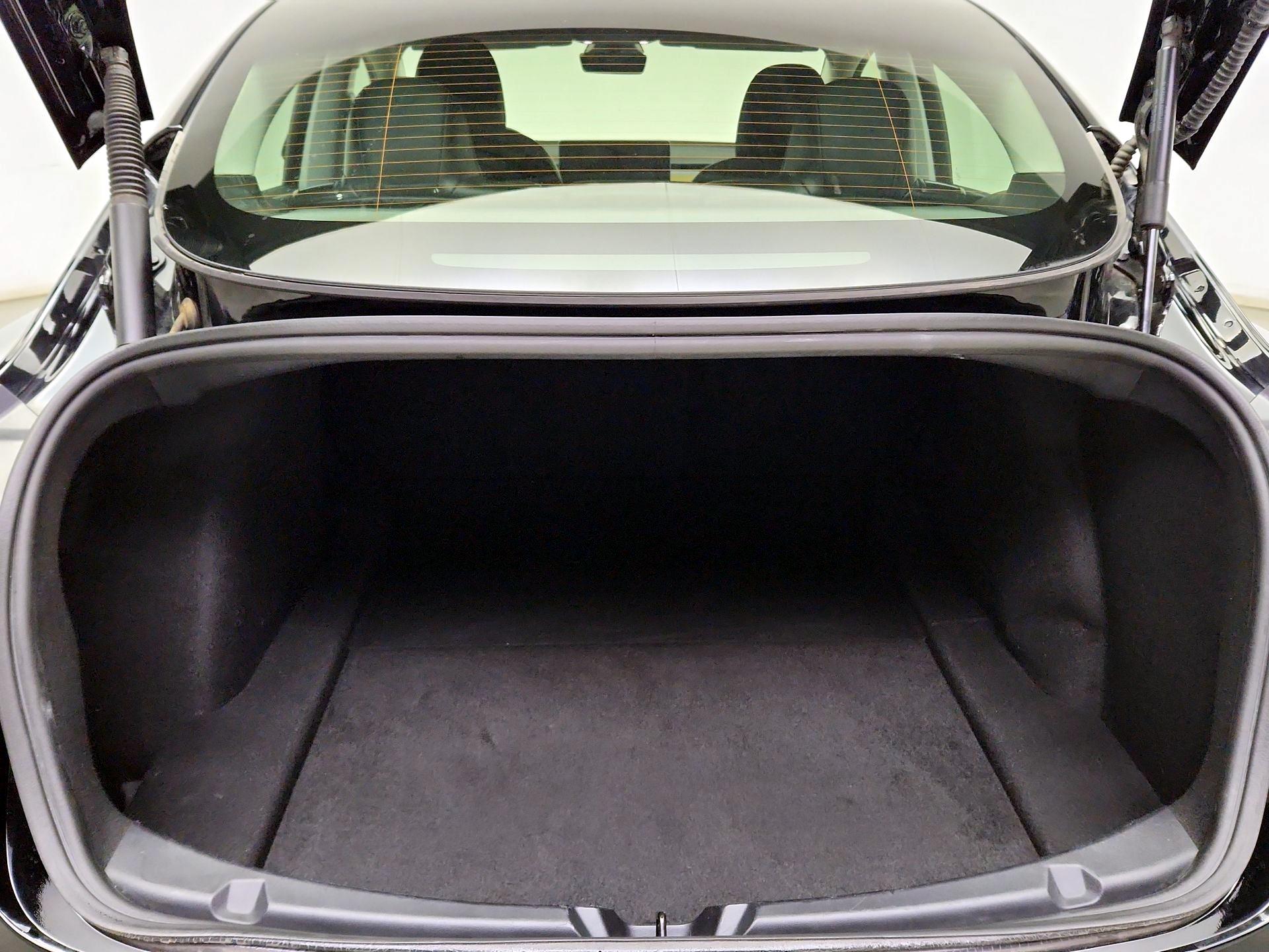 Thumbnail: 2022 Tesla Model 3 - 20