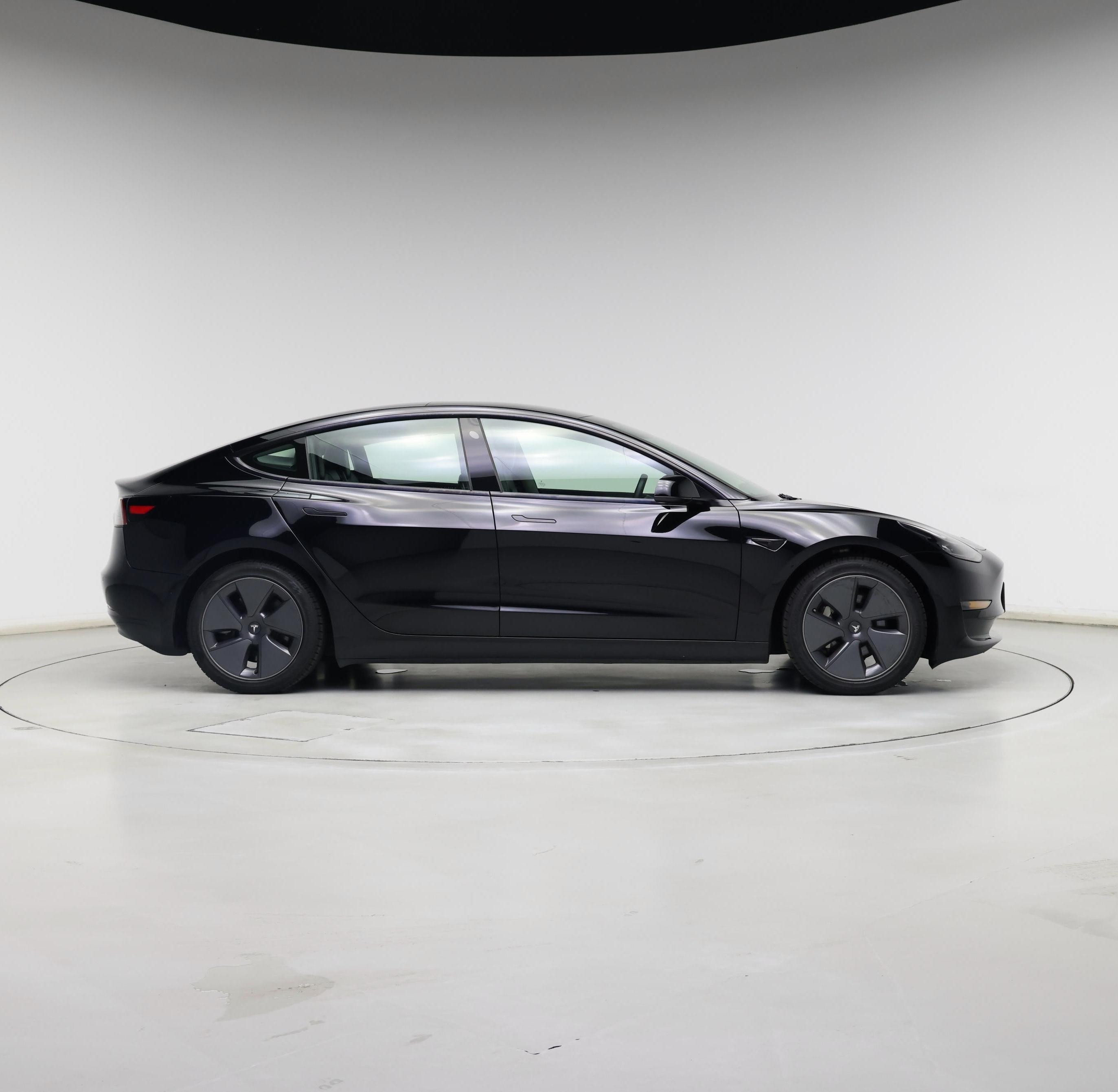 Thumbnail: 2022 Tesla Model 3 - 7